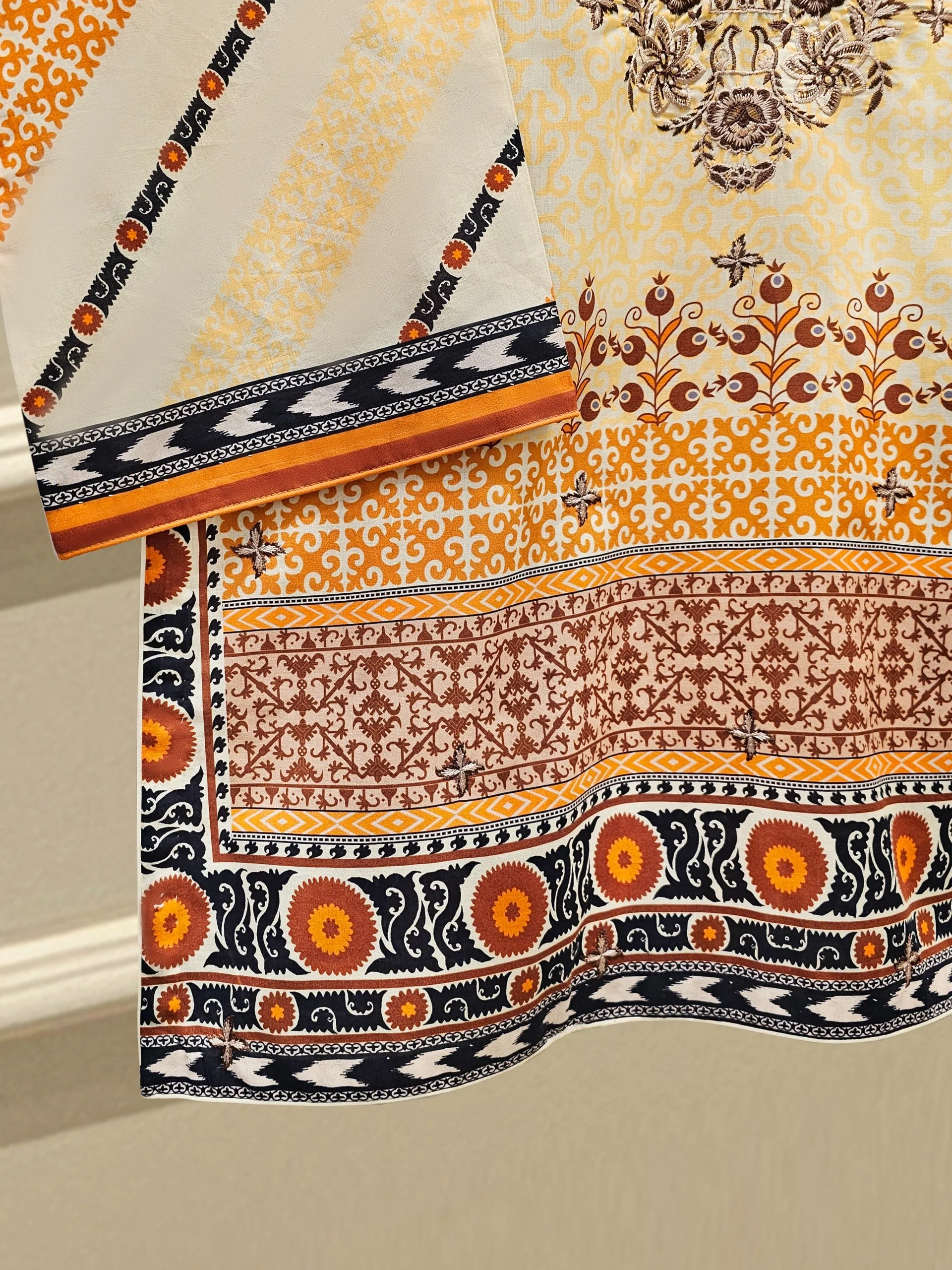 2 Piece - Digital Printed Lawn Suit - Image 7