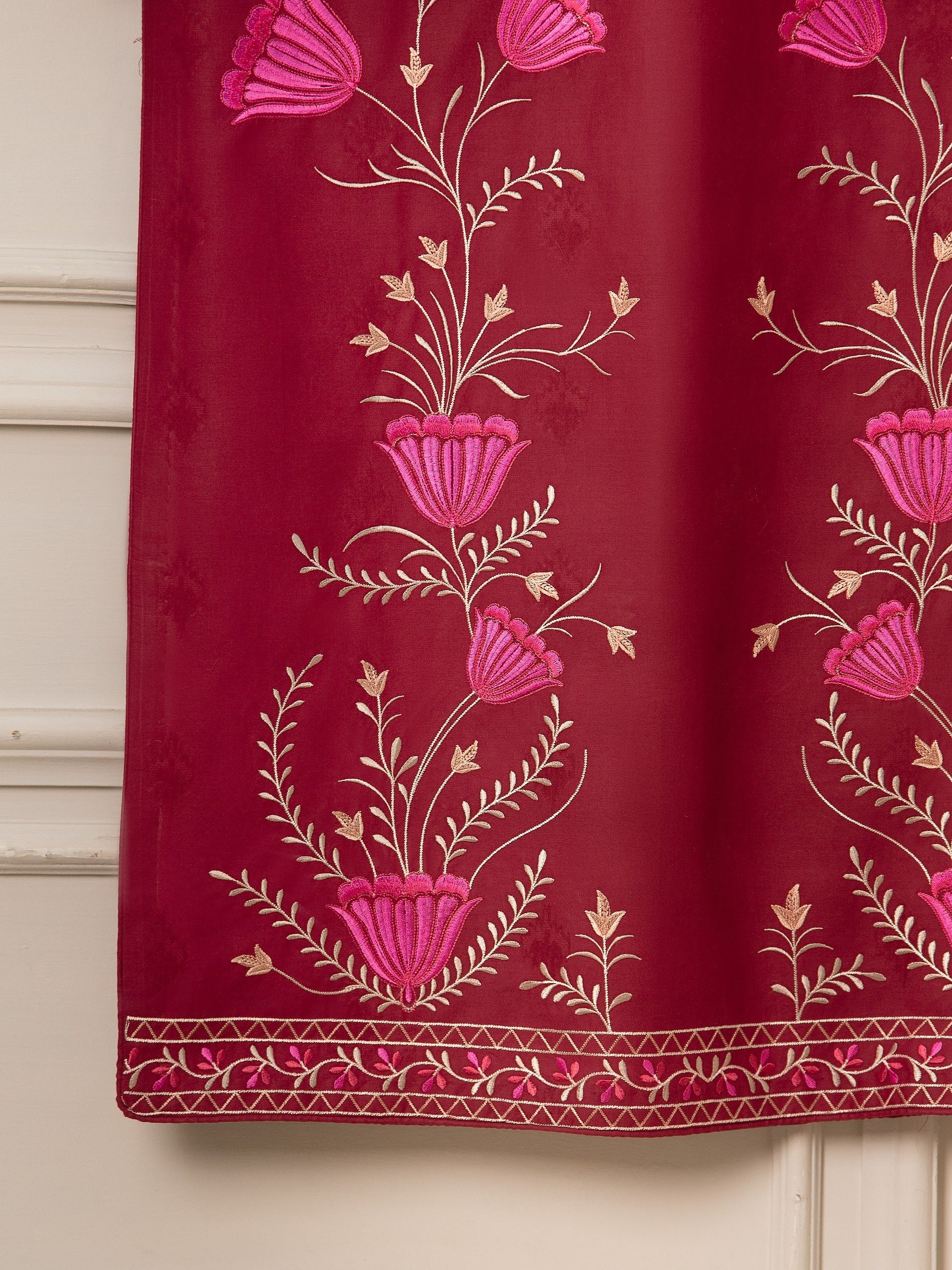 2 Piece - Embroidered Jacquard Suit - Image 7
