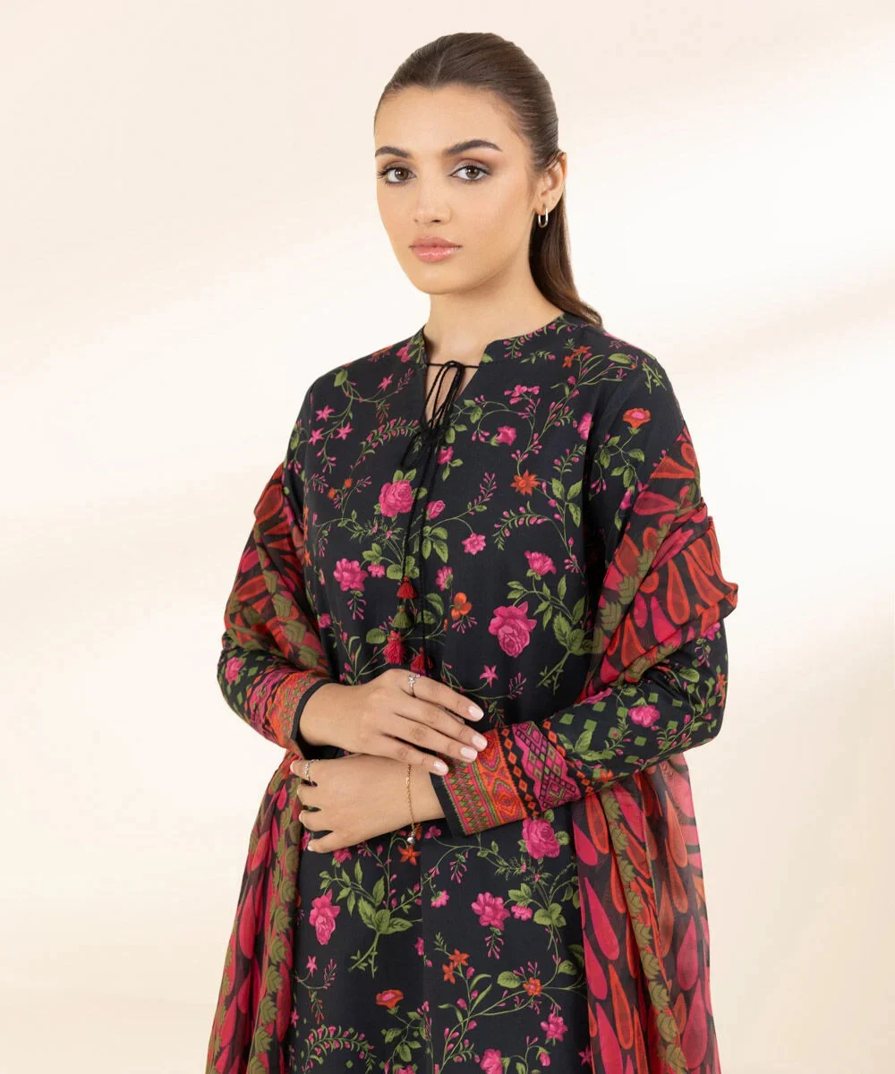 2 Piece - Printed Lawn Suit - Image 3