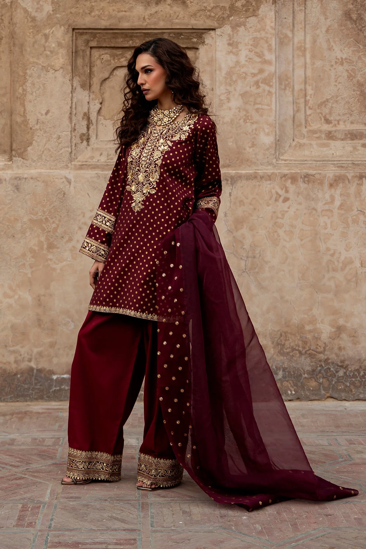 3 Piece Silk Suit - Image 3