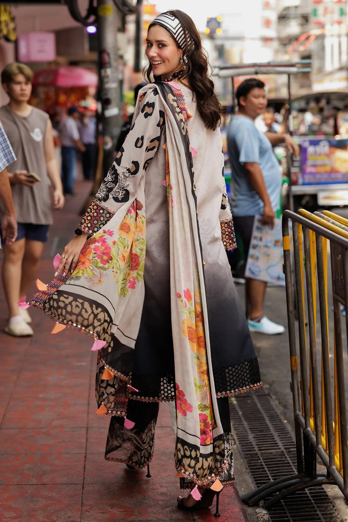 3-PC Unstitched Embroidered Lawn Collection - Image 2