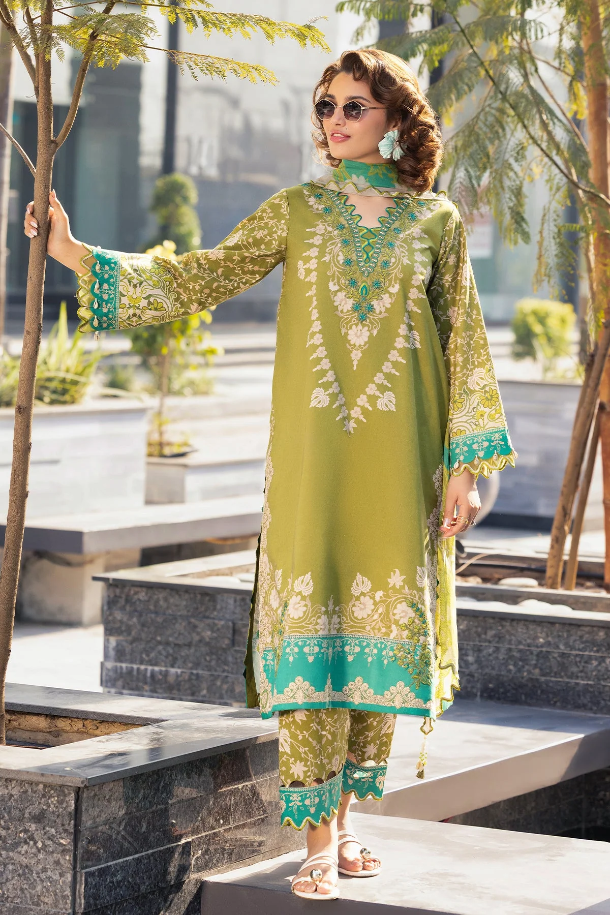 3-PC Unstitched Embroidered Lawn Collection - Image 4