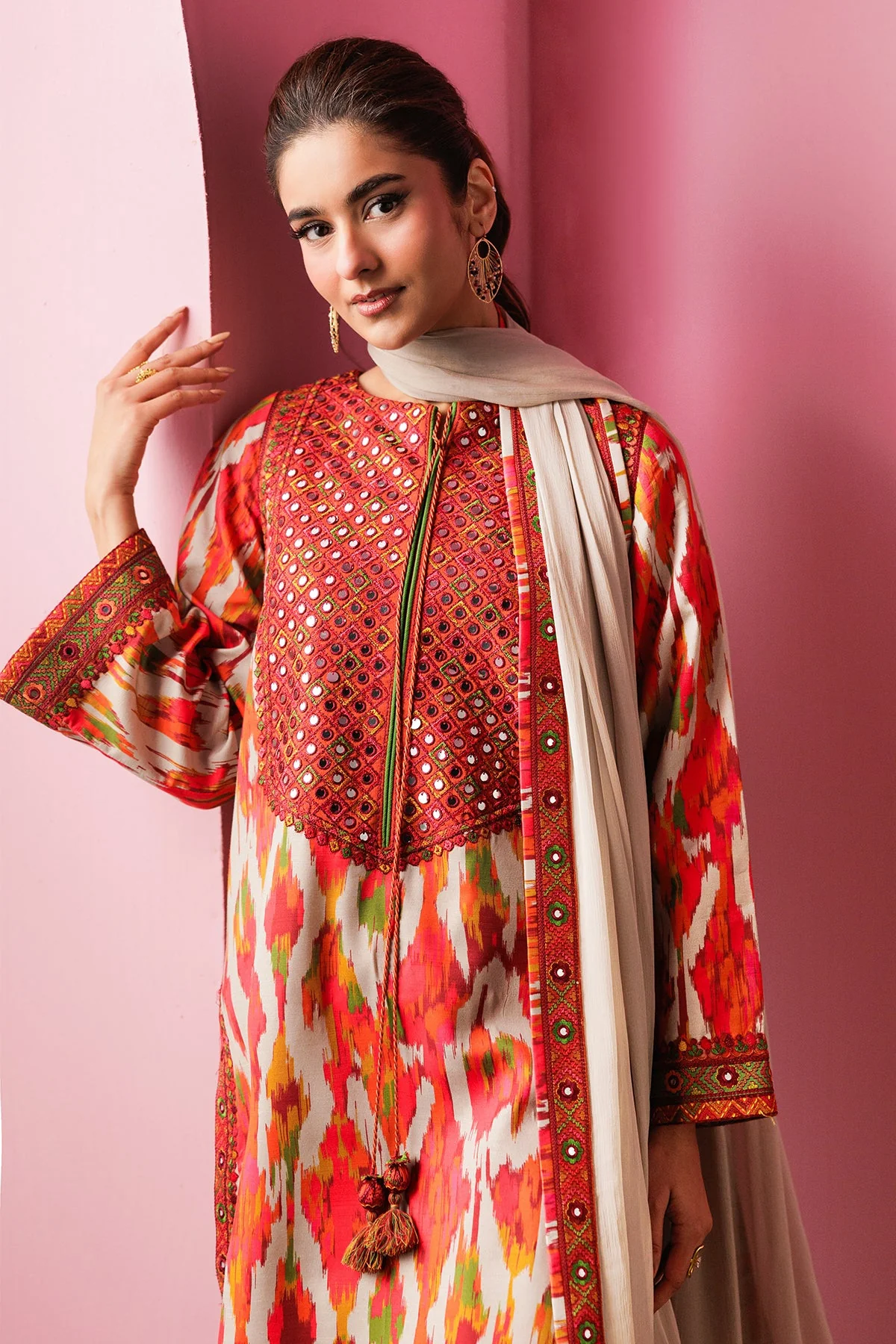 3-PC Unstitched Embroidered Lawn Collection - Image 3
