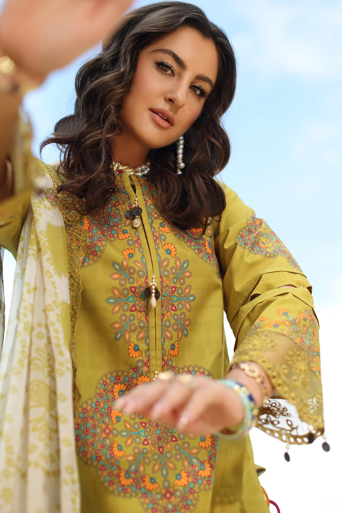 3-PC Unstitched Embroidered Lawn Collection - Image 4