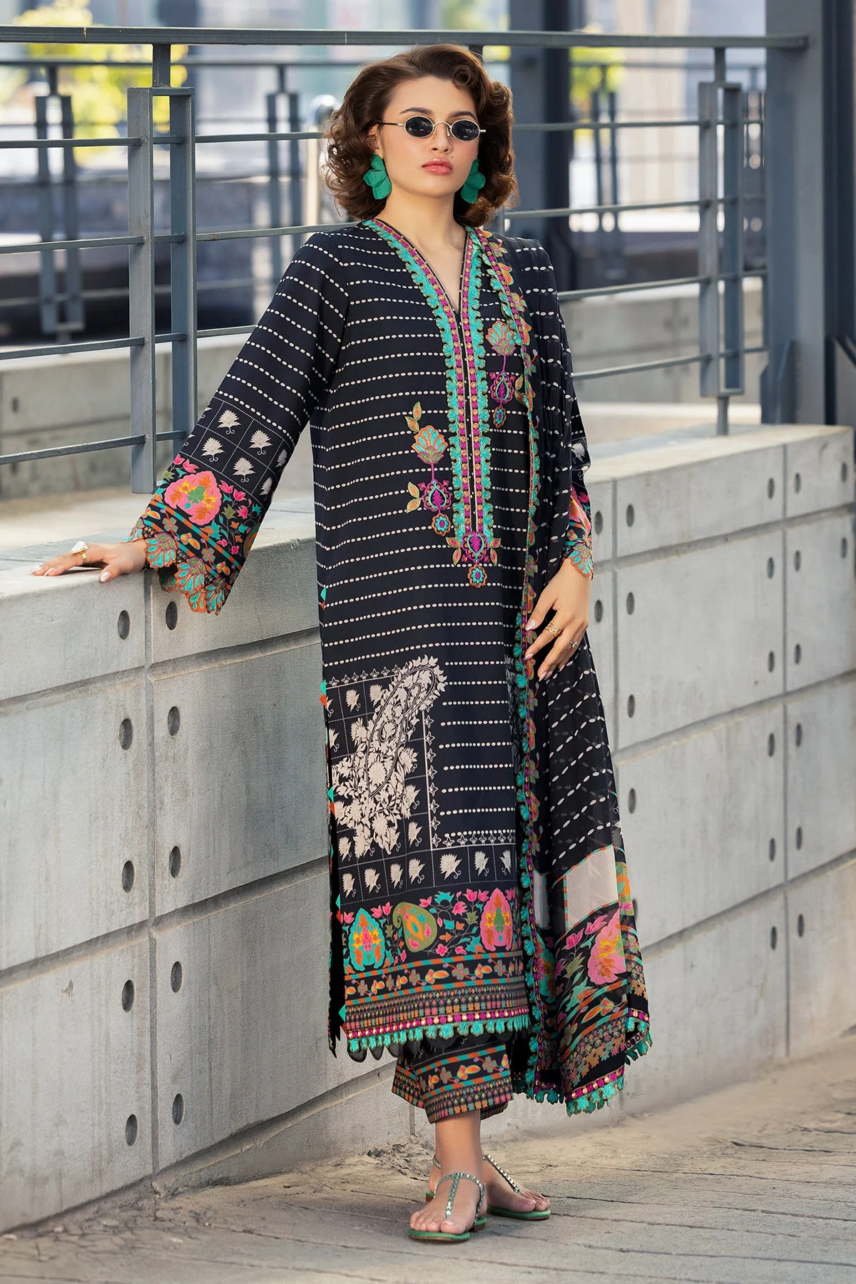 3-PC Unstitched Embroidered Lawn Collection - Image 5