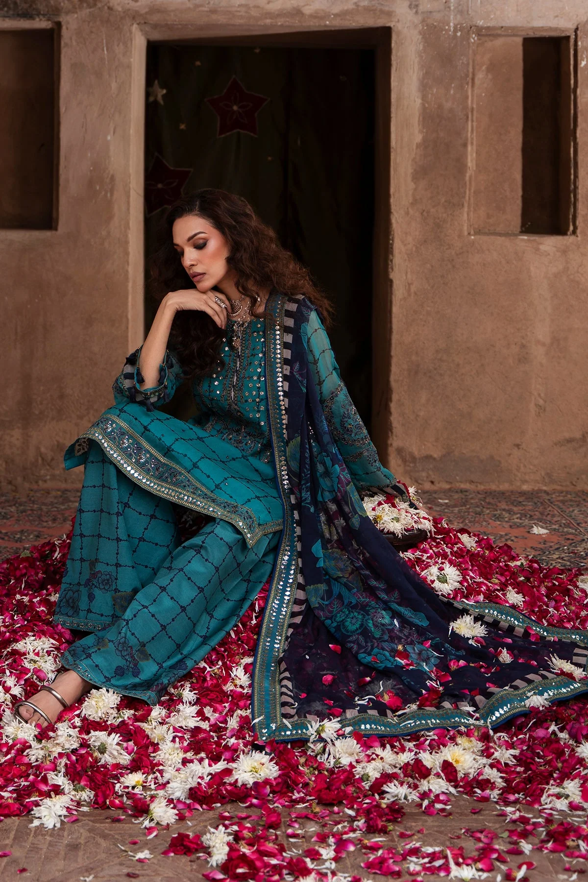 3-pc Unstitched Embroidered Printed Chiffon Collection - Image 5