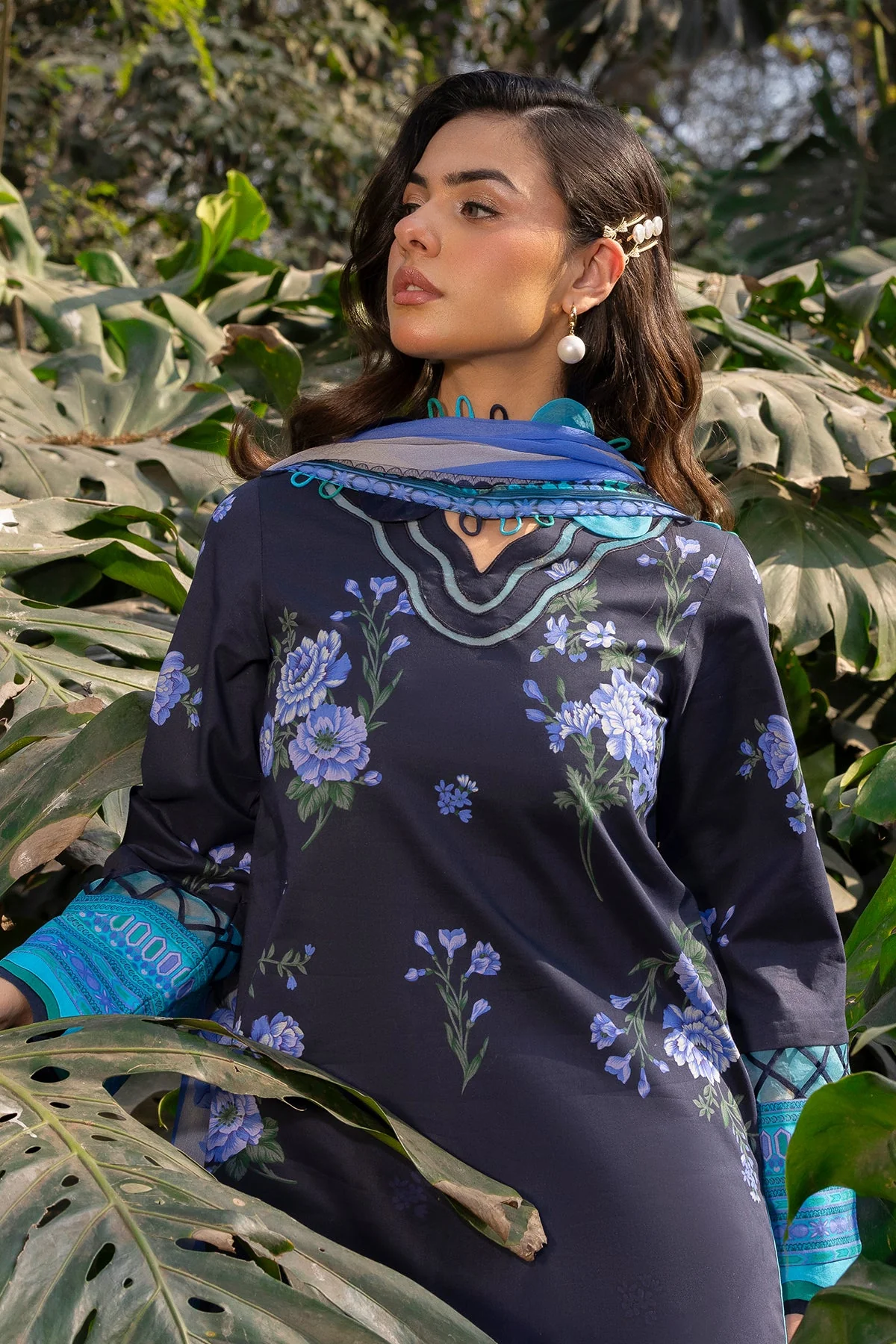 3-PC Unstitched Printed Lawn Collection - Image 3