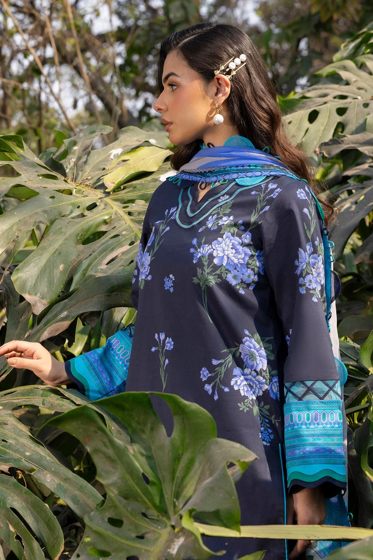3-PC Unstitched Printed Lawn Collection - Image 6