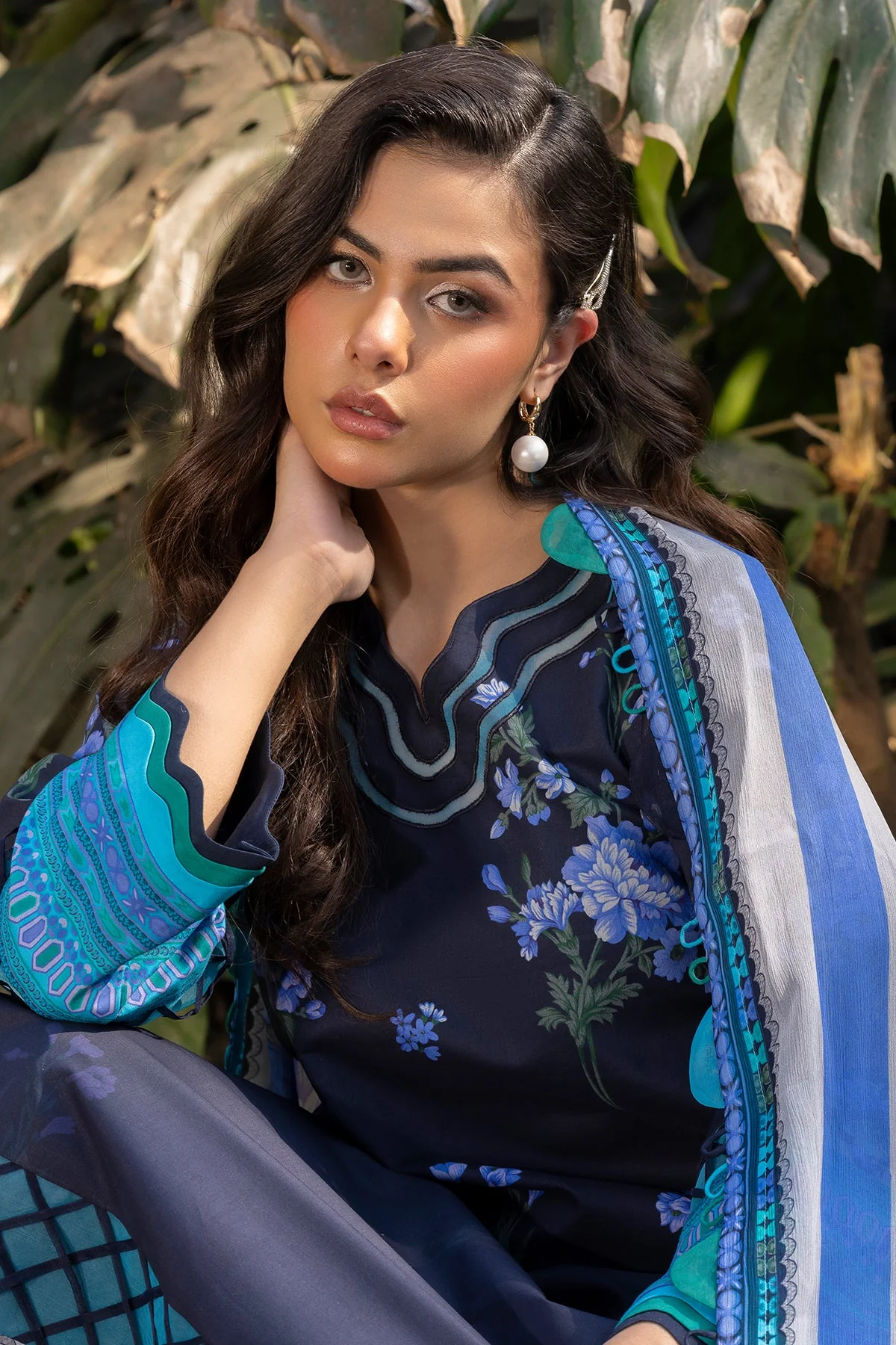 3-PC Unstitched Printed Lawn Collection - Image 8