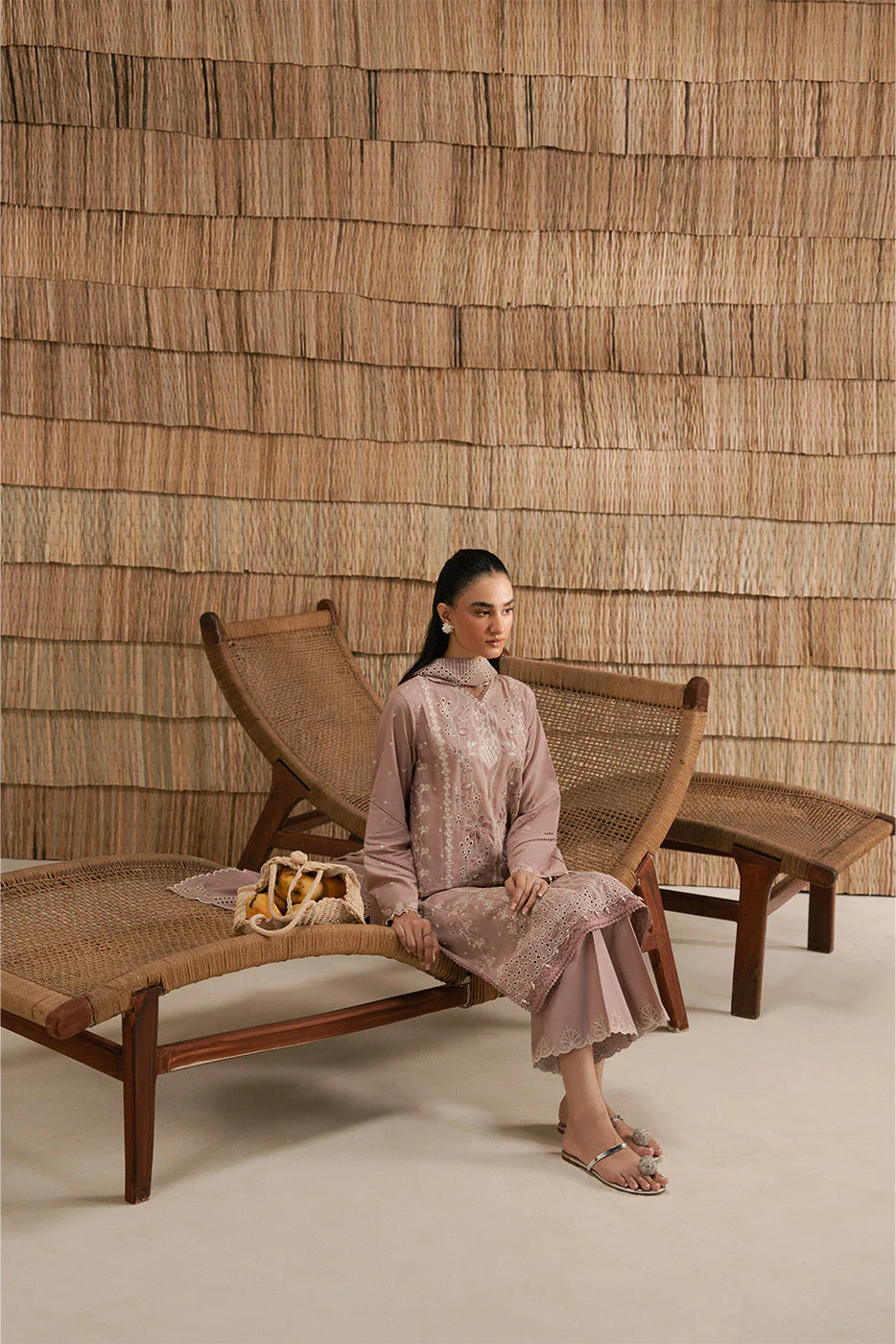 3 PIECE EMBROIDERED LAWN SUIT - Image 8
