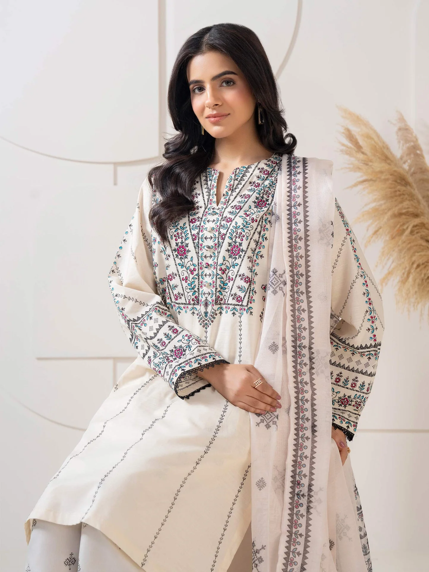 3 Piece Lawn Suit-Printed (Pret) - Image 5