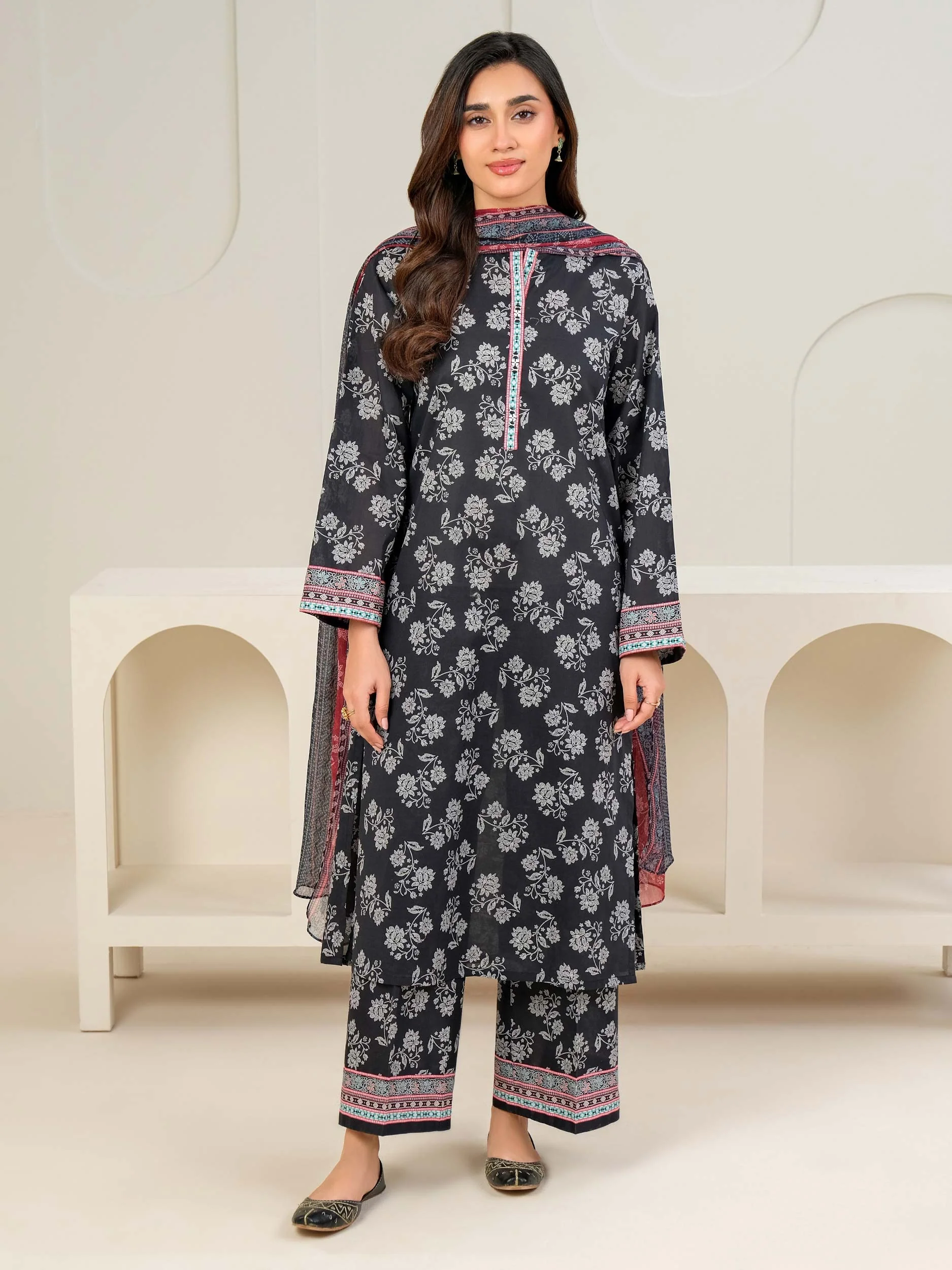 3 Piece Lawn Suit-Printed (Unstitched) - Image 4