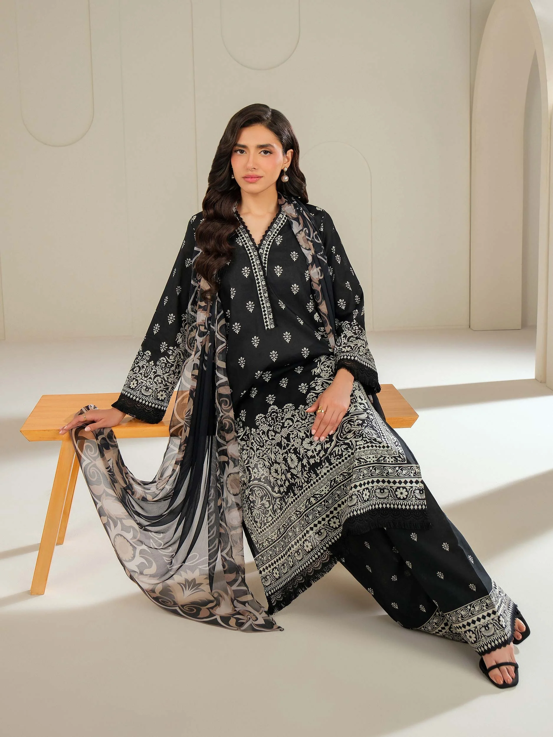 3 Piece Lawn Suit-Printed (Unstitched) - Image 3