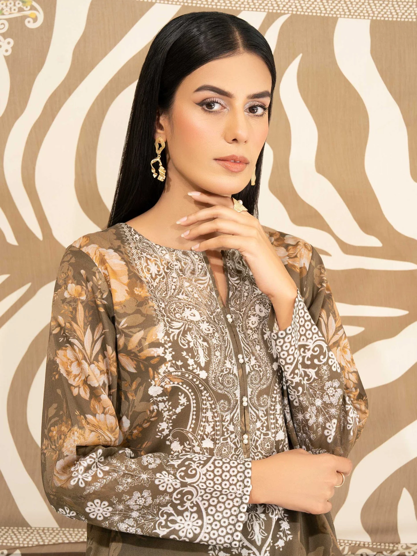 3 Piece Lawn Suit-Printed (Unstitched) - Image 6