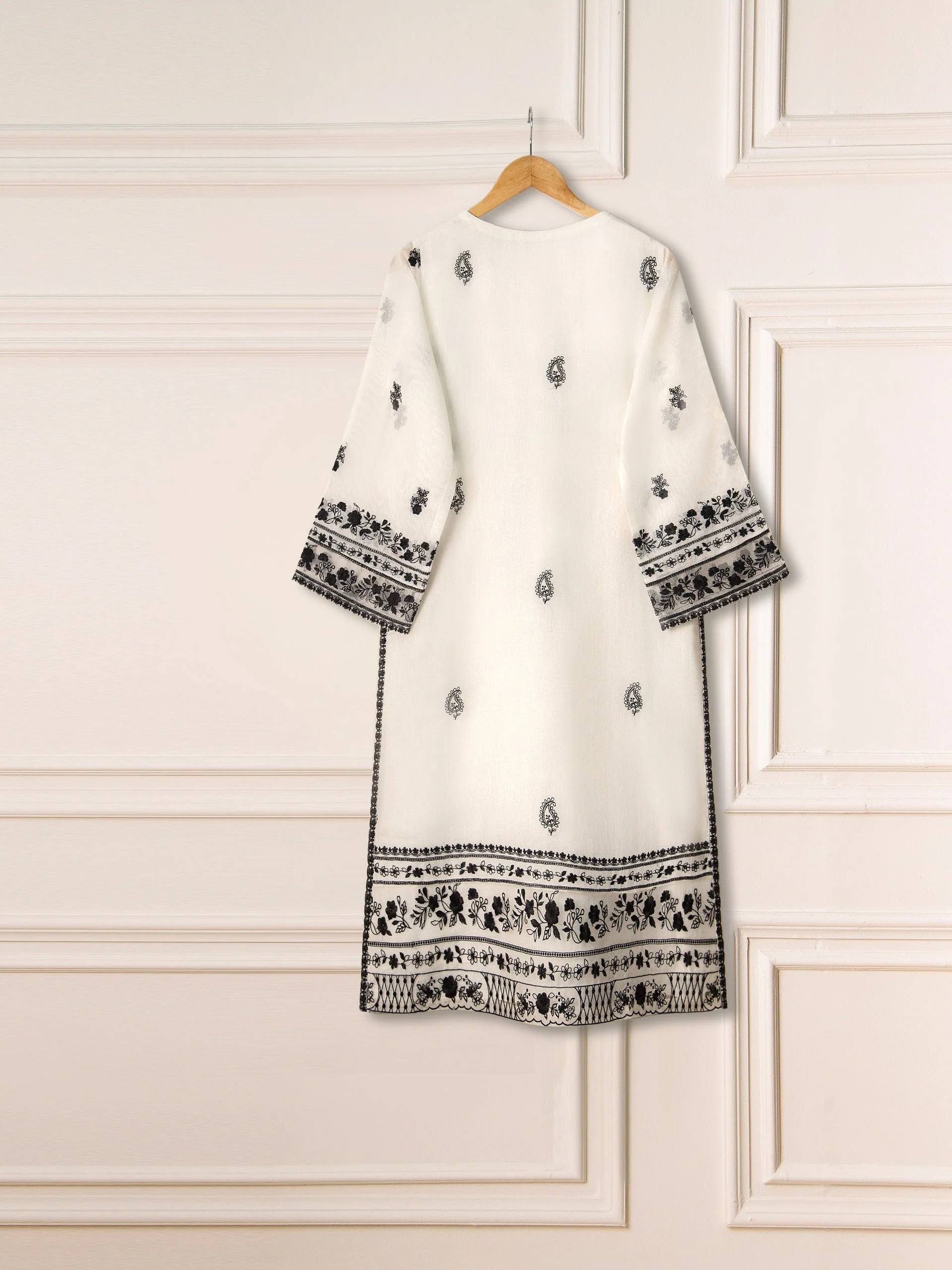 3 Piece- Pure Cotton Net Embroidered Suit - Image 3