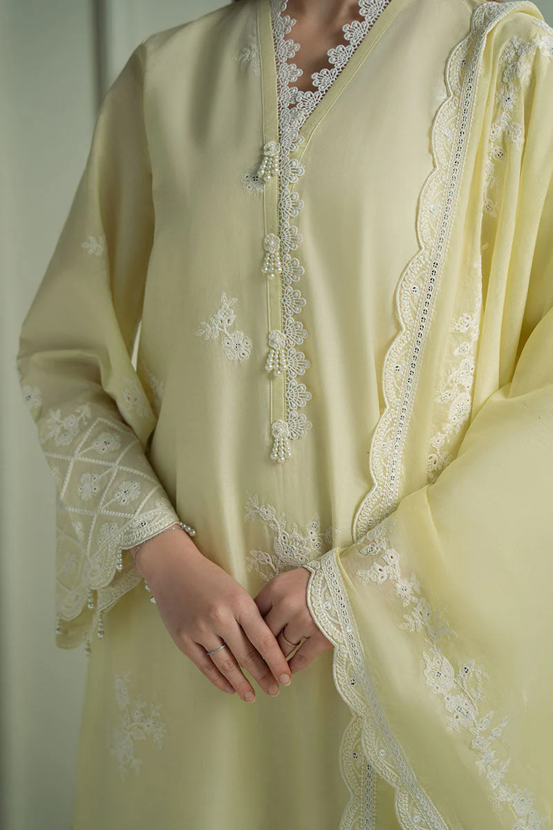 3PC EMBROIDERED LAWN SUIT - Image 5