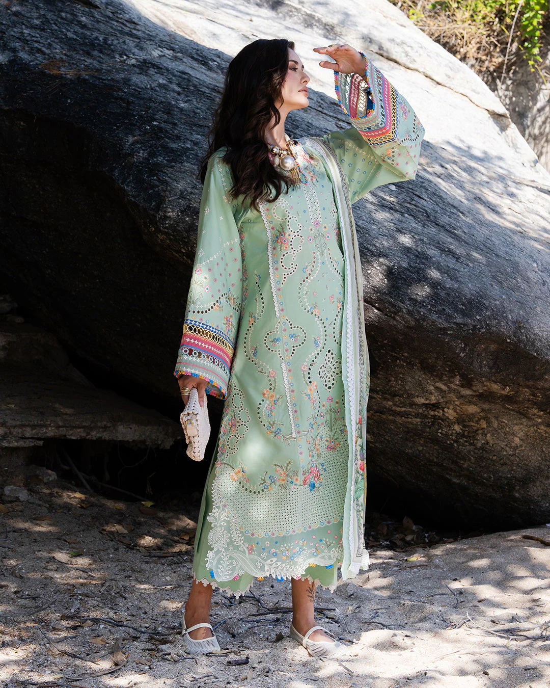 3Pc Lawn Embroidered Suit - Image 4