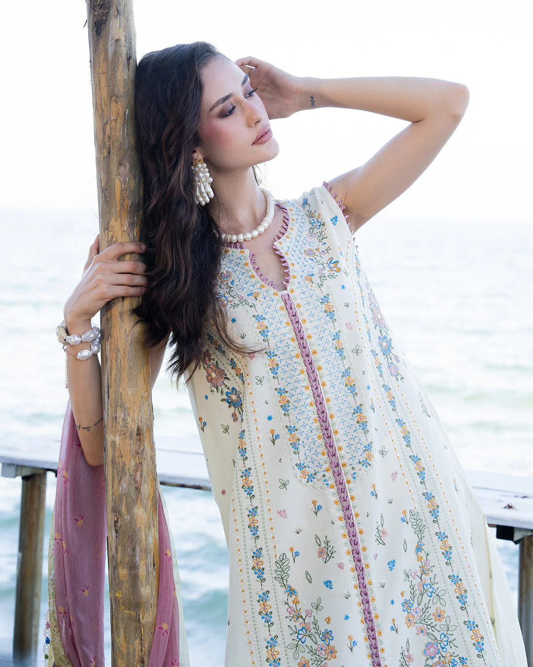 3Pc Lawn Embroidered Suit - Image 6