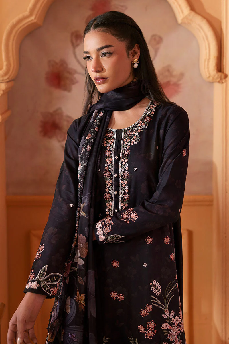 3PC PRINTED LAWN SUIT - Image 4
