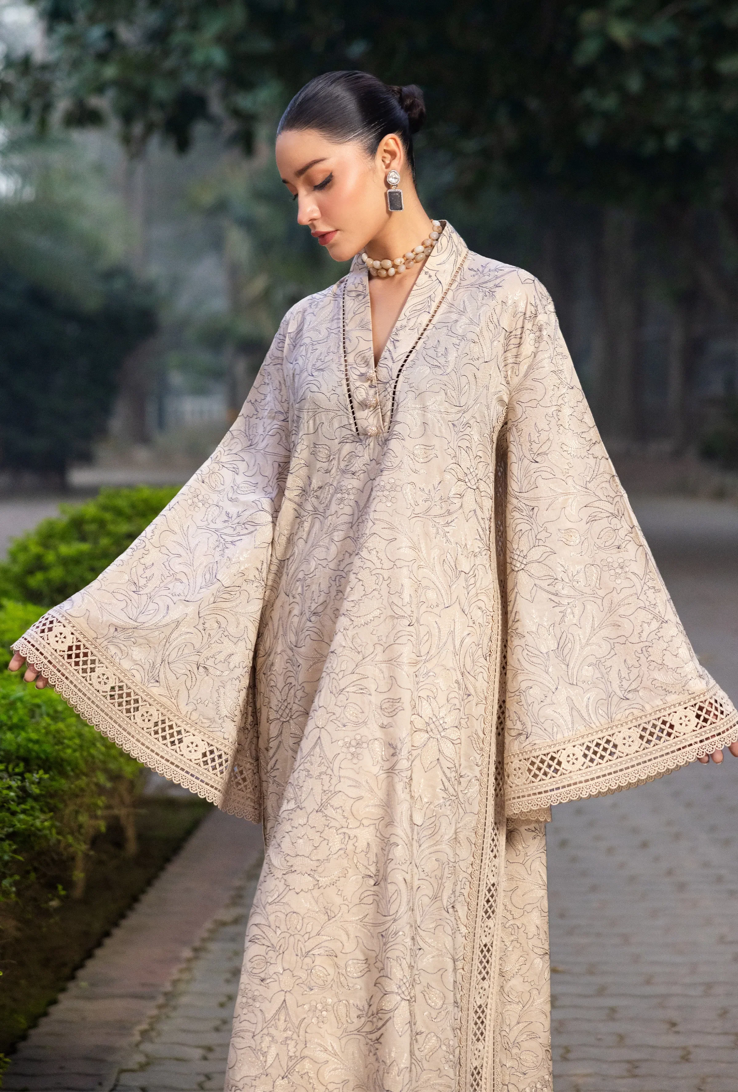ACANTHUS RANGE - Image 4