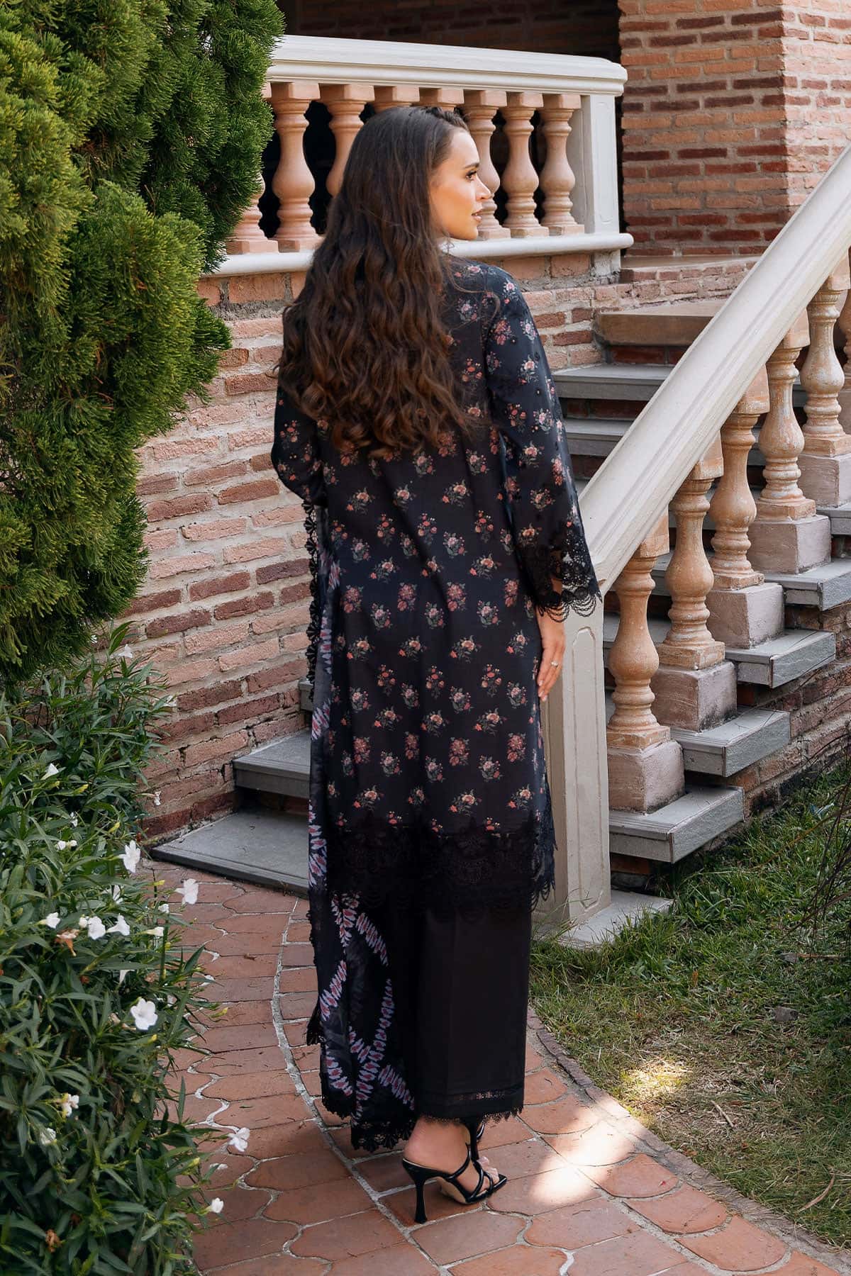 Afrozeh Damask Lawn - Image 2