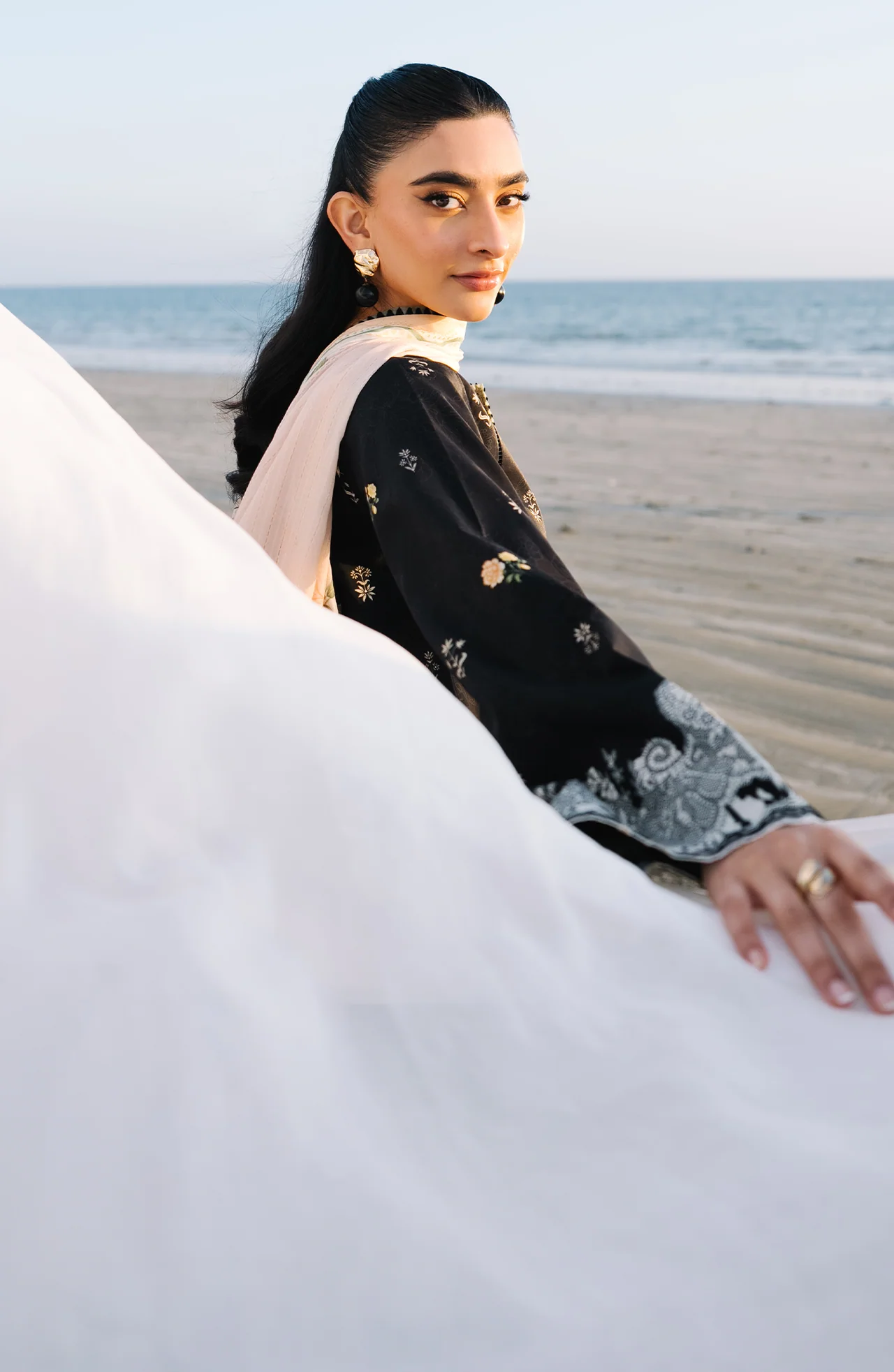 Afsanah Unstitched Lawn - Image 3