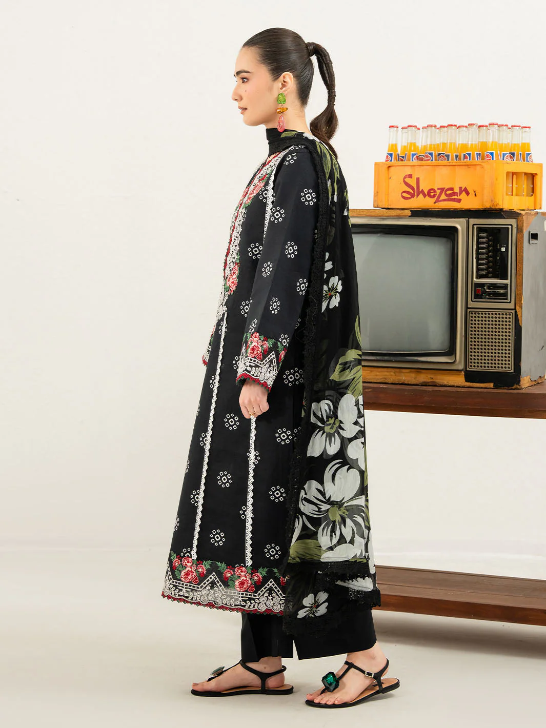 Anaya Lawn 3 PC - Image 6