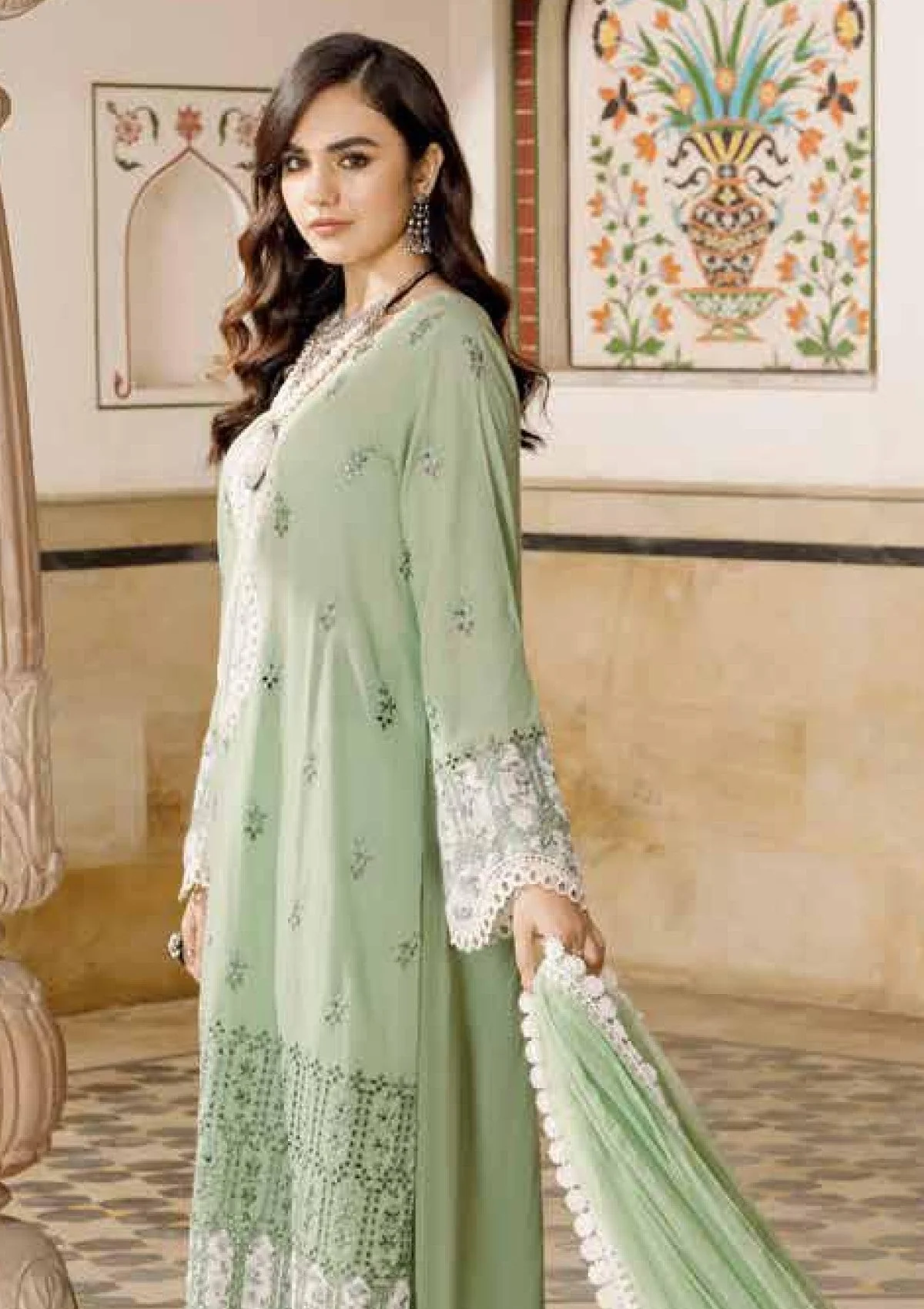 Andaaz Luxury Lawn Vol-01 - Image 5