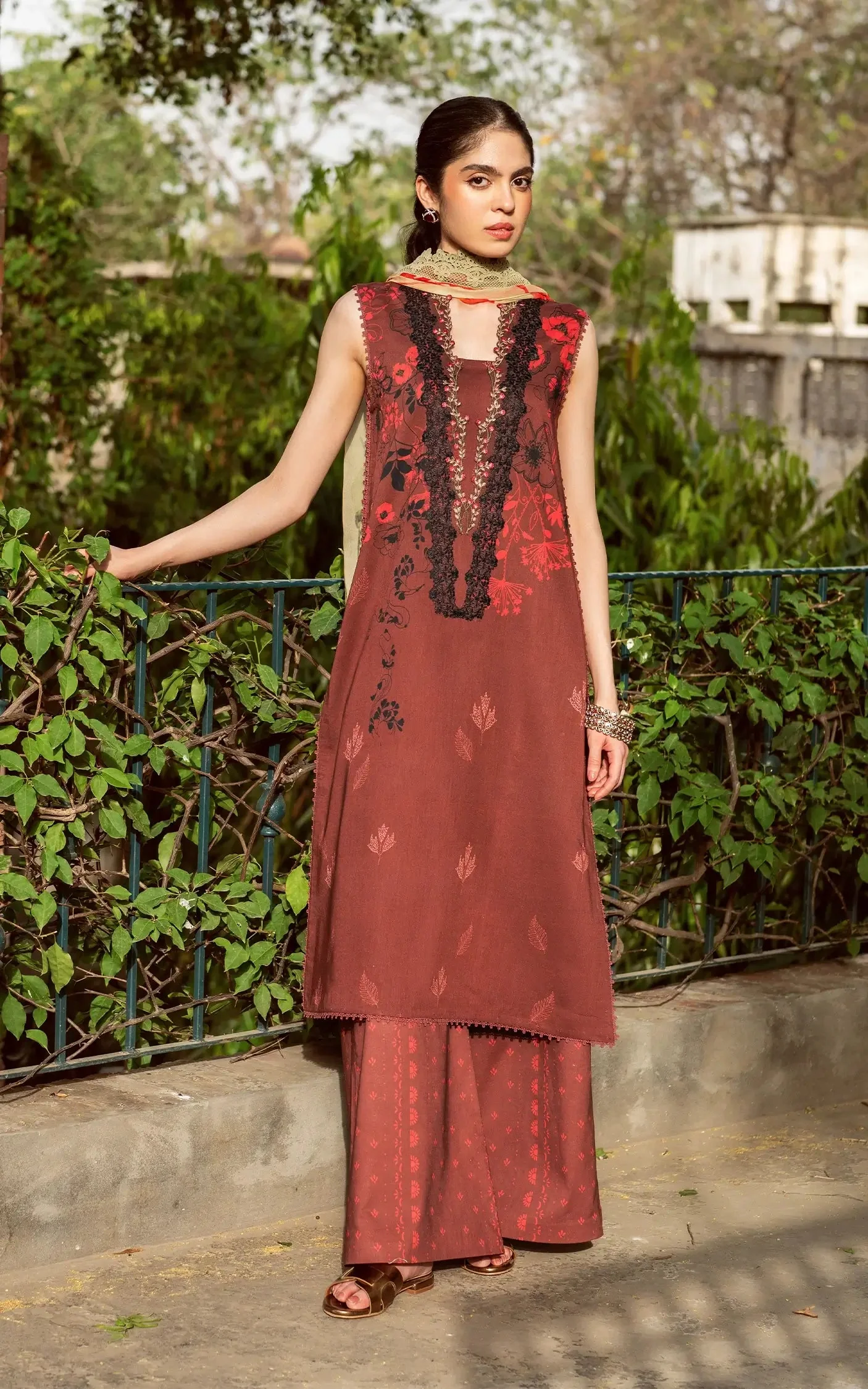 Asifa Summer Lawn