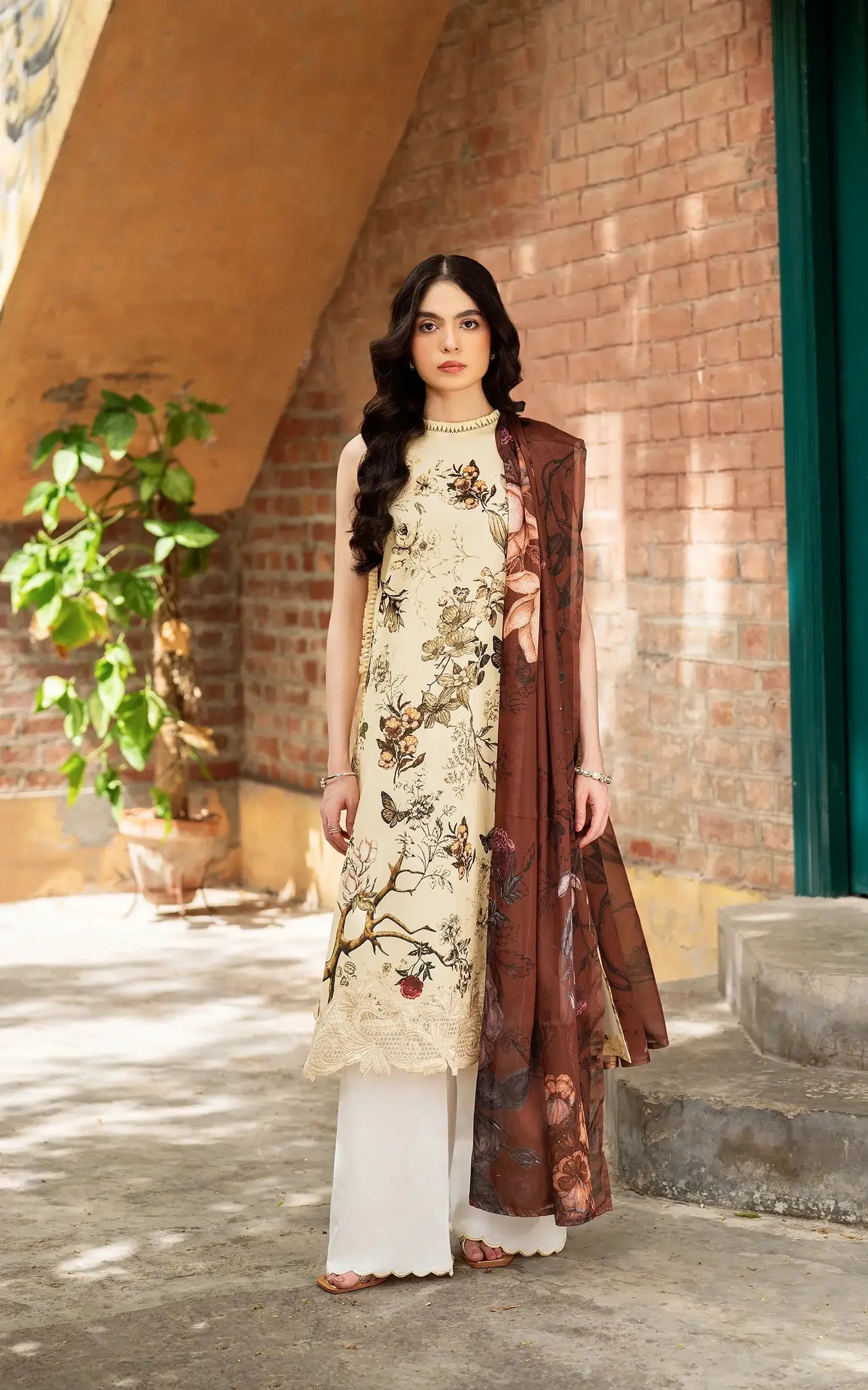 Asifa Summer Lawn