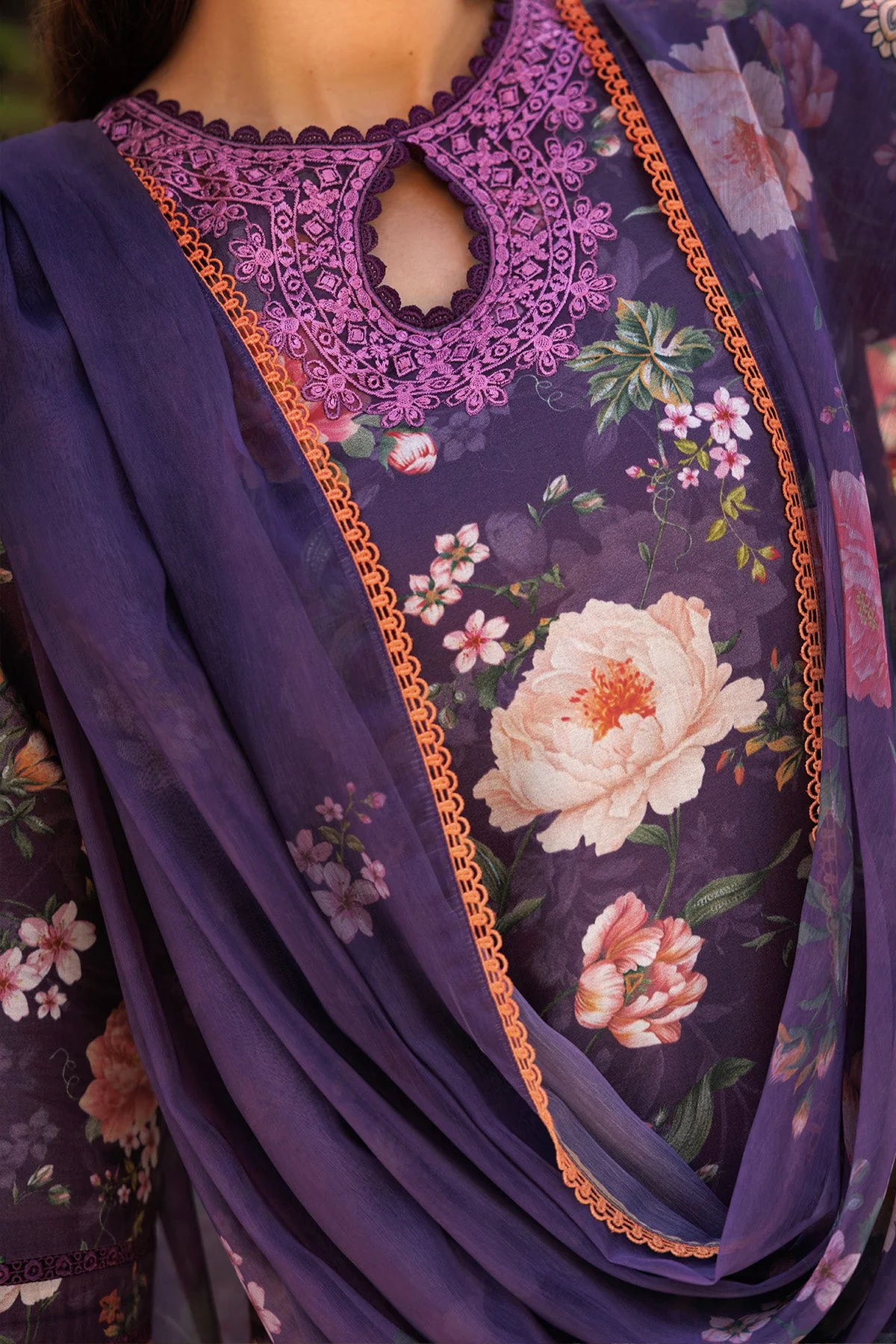 Aurea Summer Lawn - Image 4