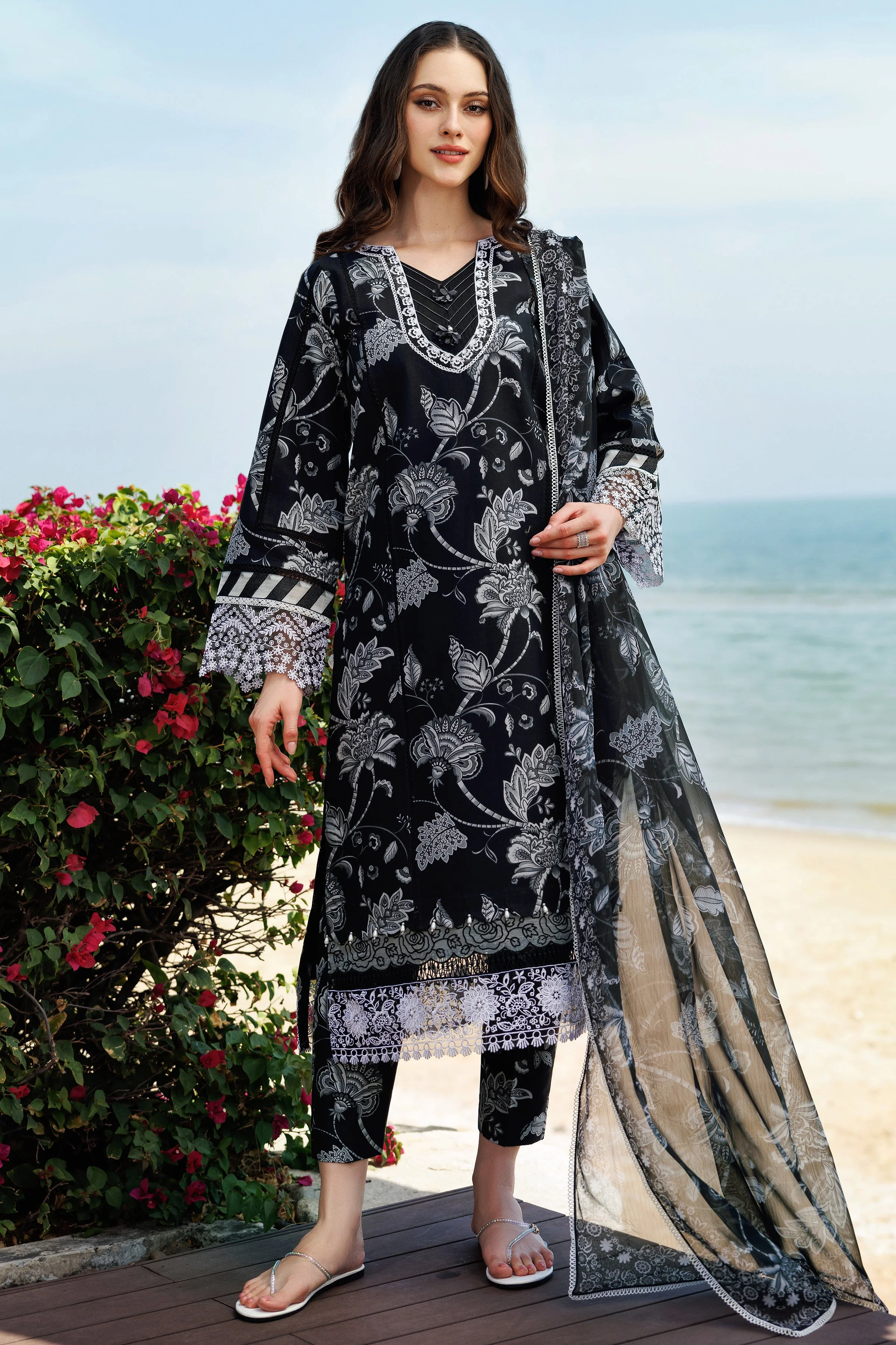 Aurea Summer Lawn