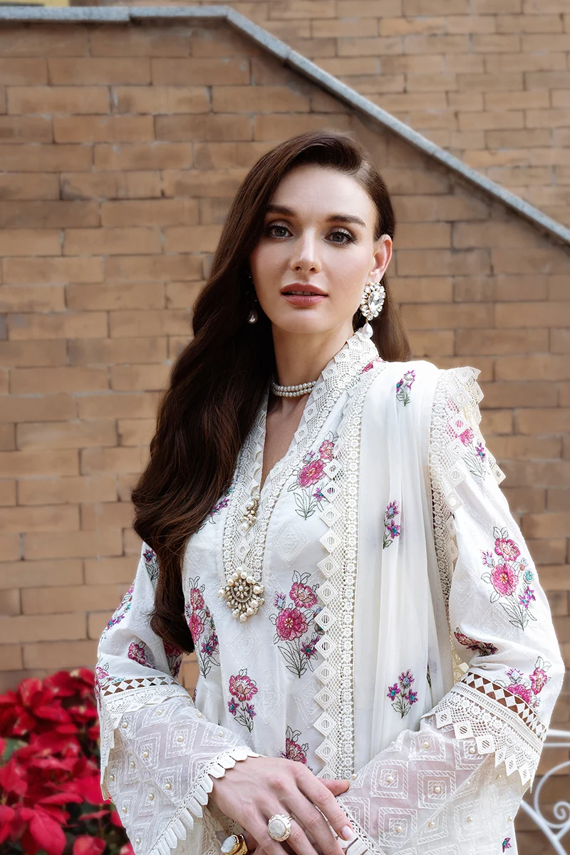BAREEZE LUXURY LAWN Floral Grace-001 - Image 4