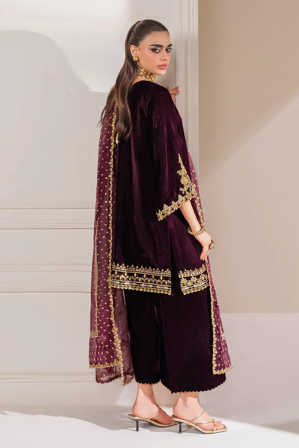 BAROQUE EMBROIDERED VELVET PR-1023 - Image 9