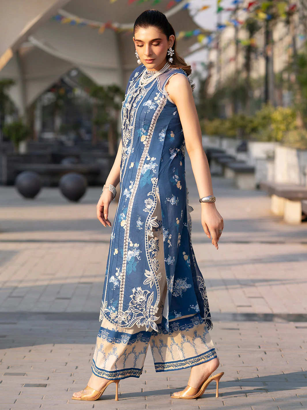 Broadway Luxury 3 PC Lawn - Image 4