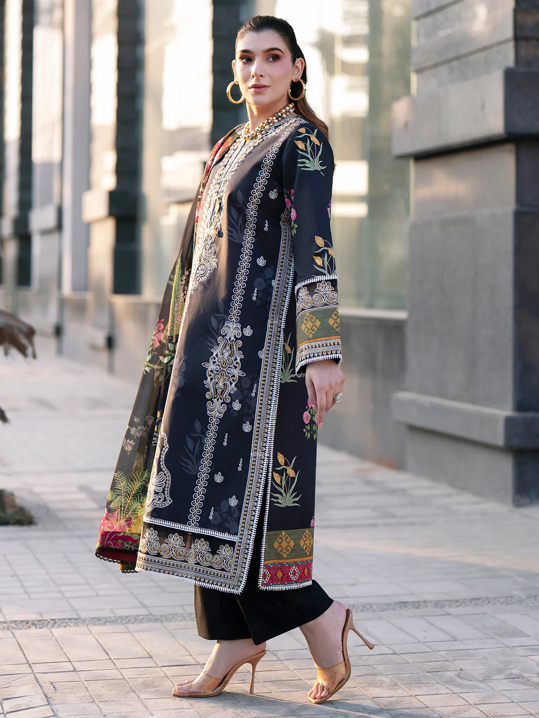 Broadway Luxury 3 PC Lawn - Image 5