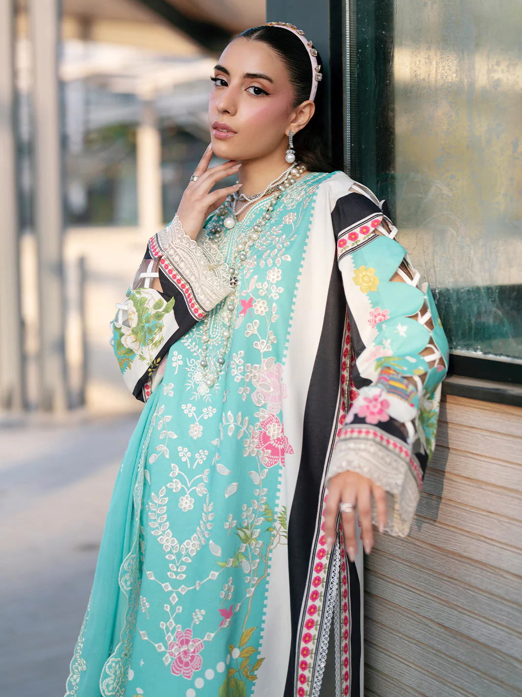 Broadway Luxury 3 PC Lawn - Image 3