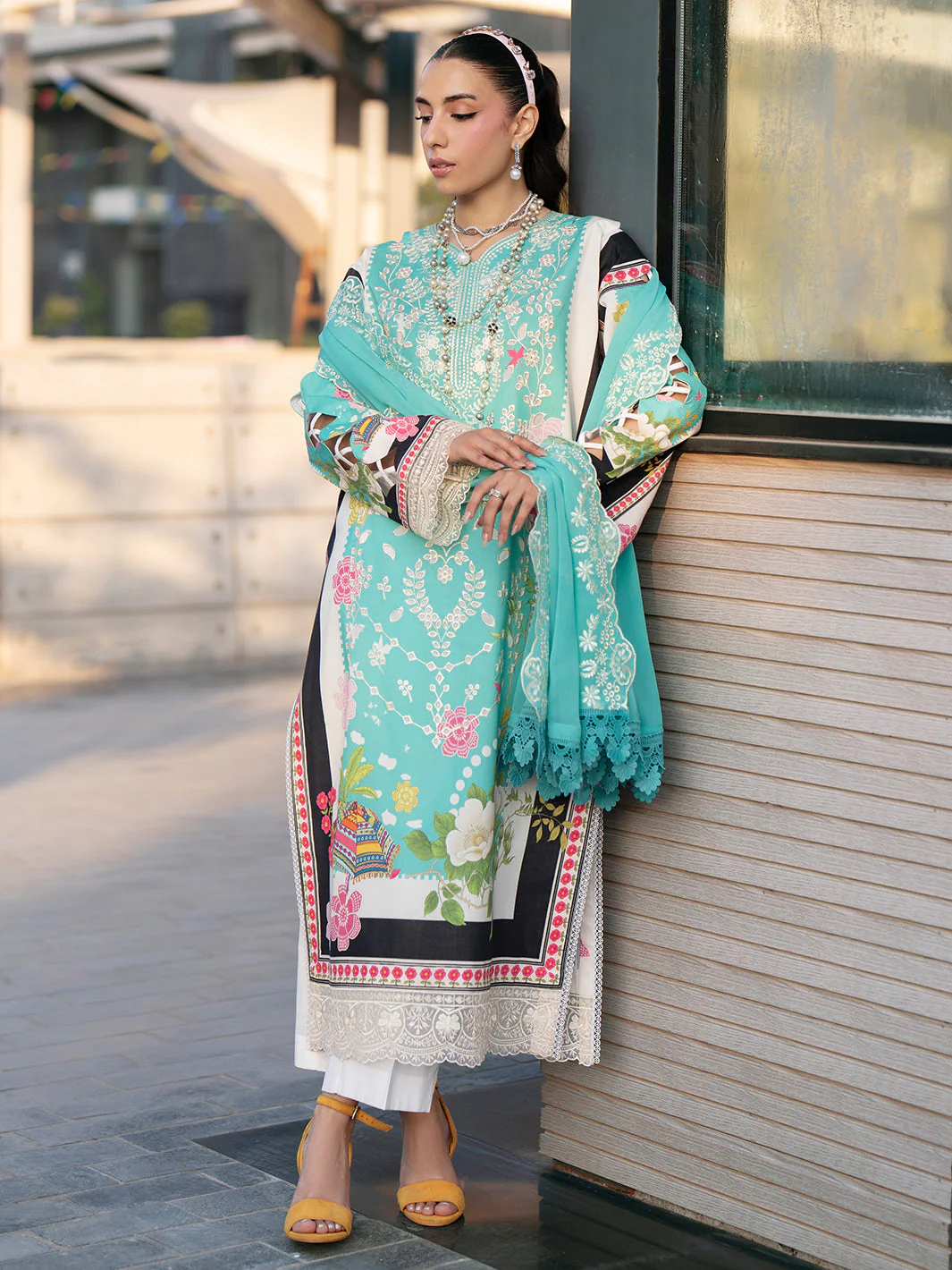 Broadway Luxury 3 PC Lawn - Image 4