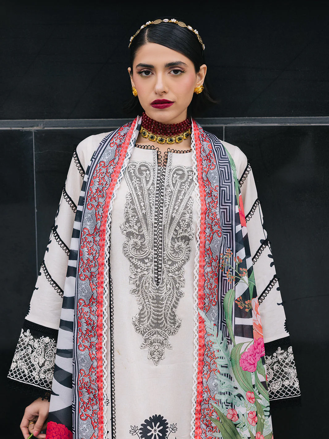 Broadway Luxury Lawn - Image 5