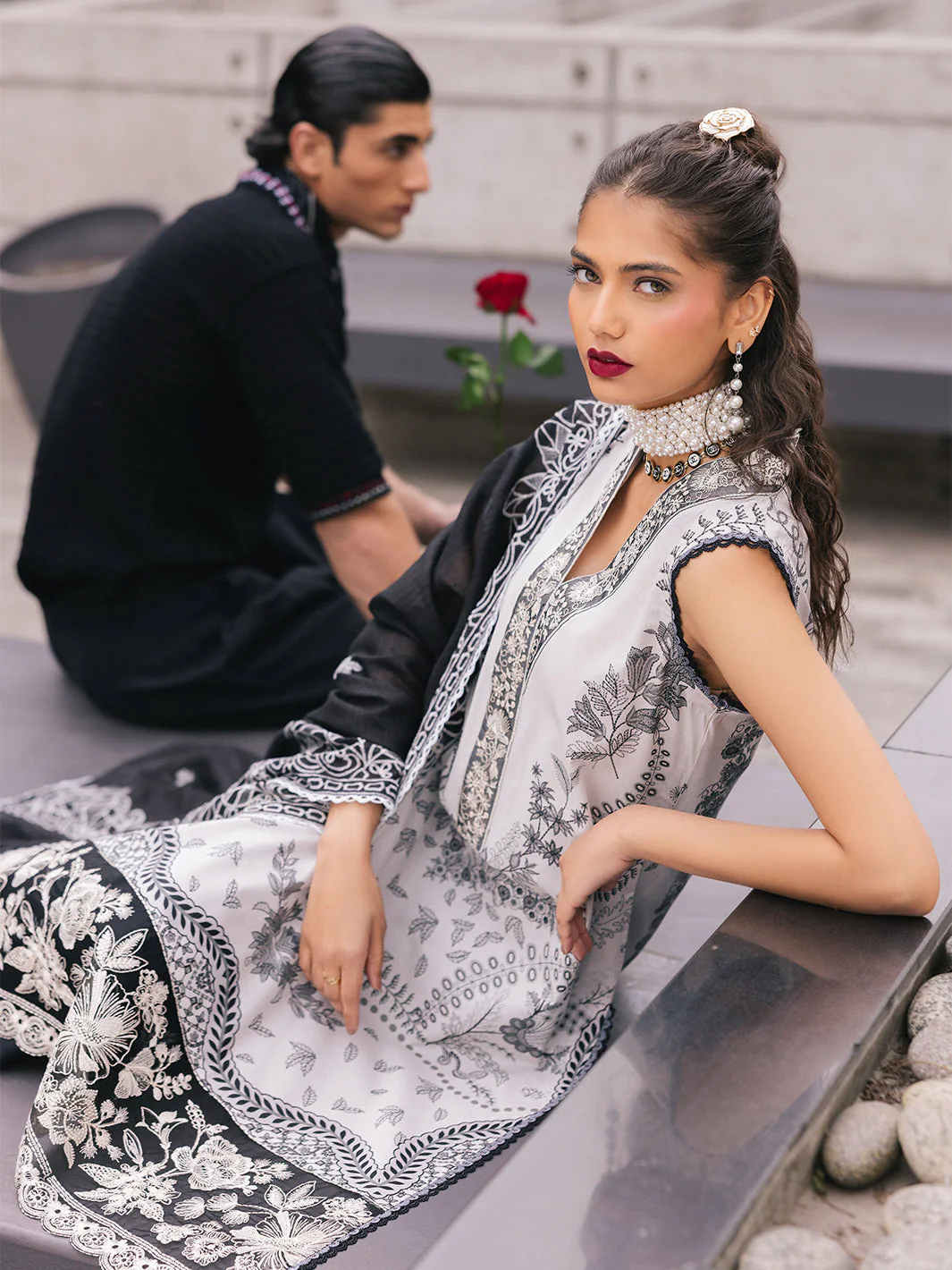 Broadway Luxury Lawn - Image 3