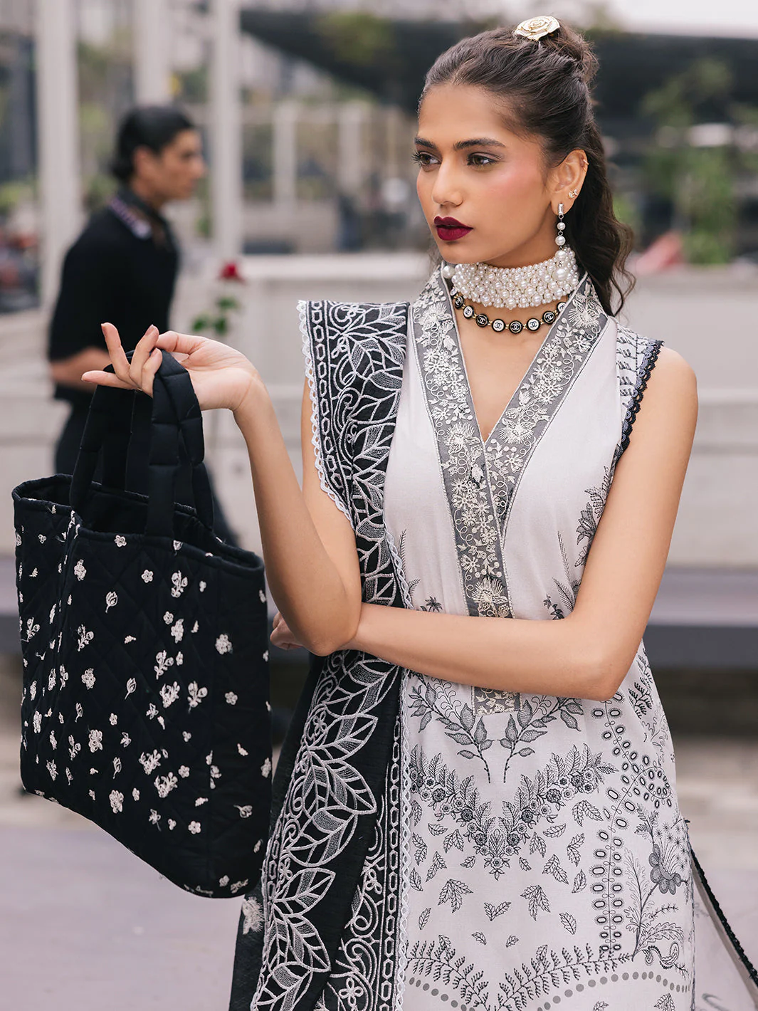 Broadway Luxury Lawn - Image 7