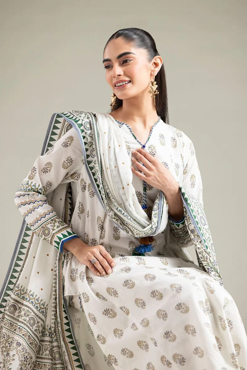 Cambric Kurta 3 piece - Image 4