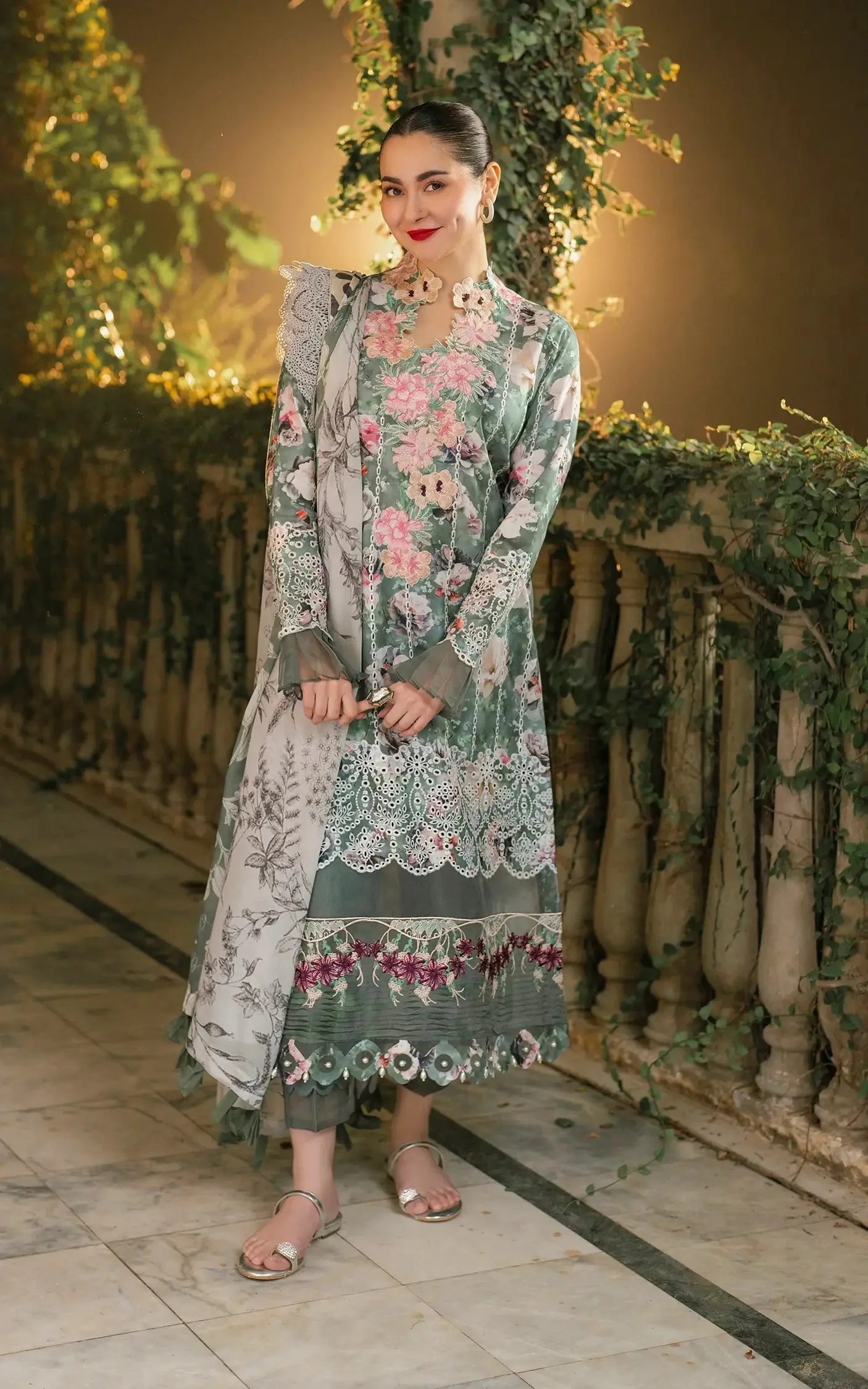 Chikankari digital printed lawn - Image 4