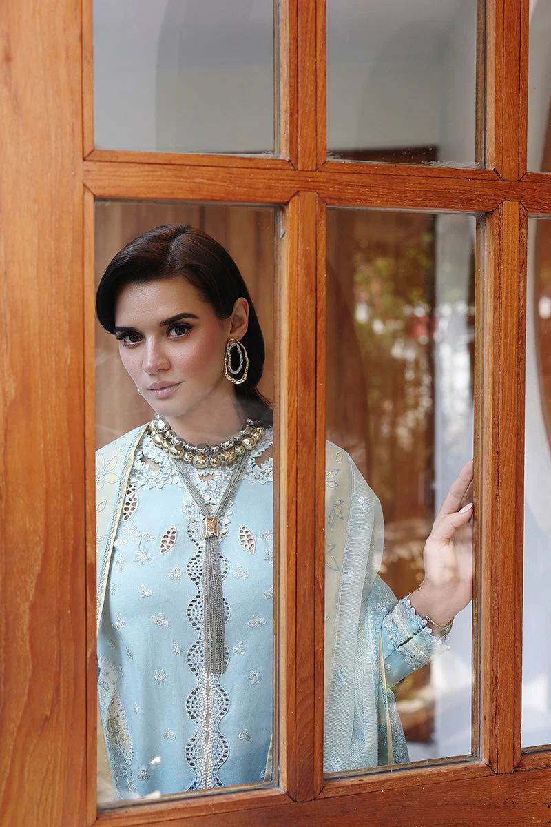 Chikankari Eid Edit - Image 10