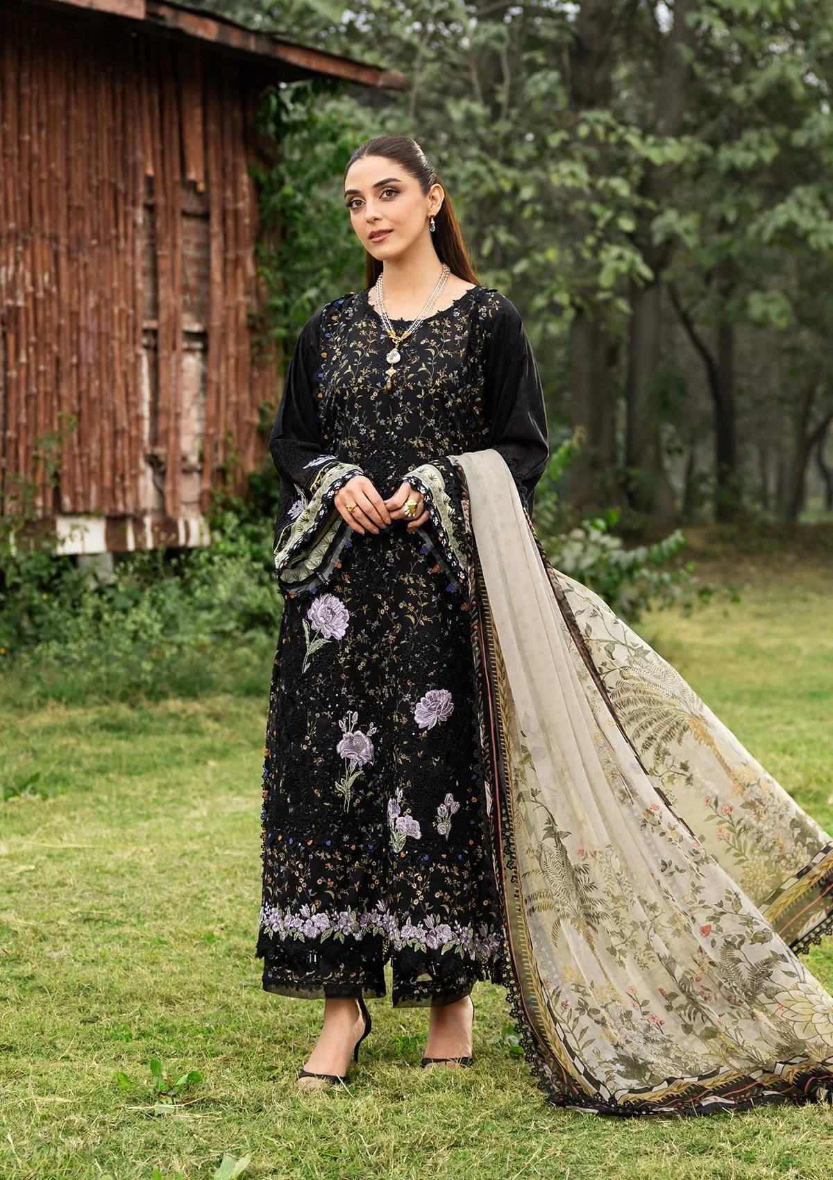 CHIKANKARI PRINTS WITH CHIFFON DUPATTA - Image 3