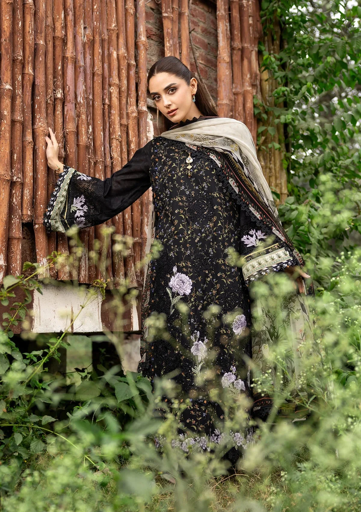 CHIKANKARI PRINTS WITH CHIFFON DUPATTA - Image 5
