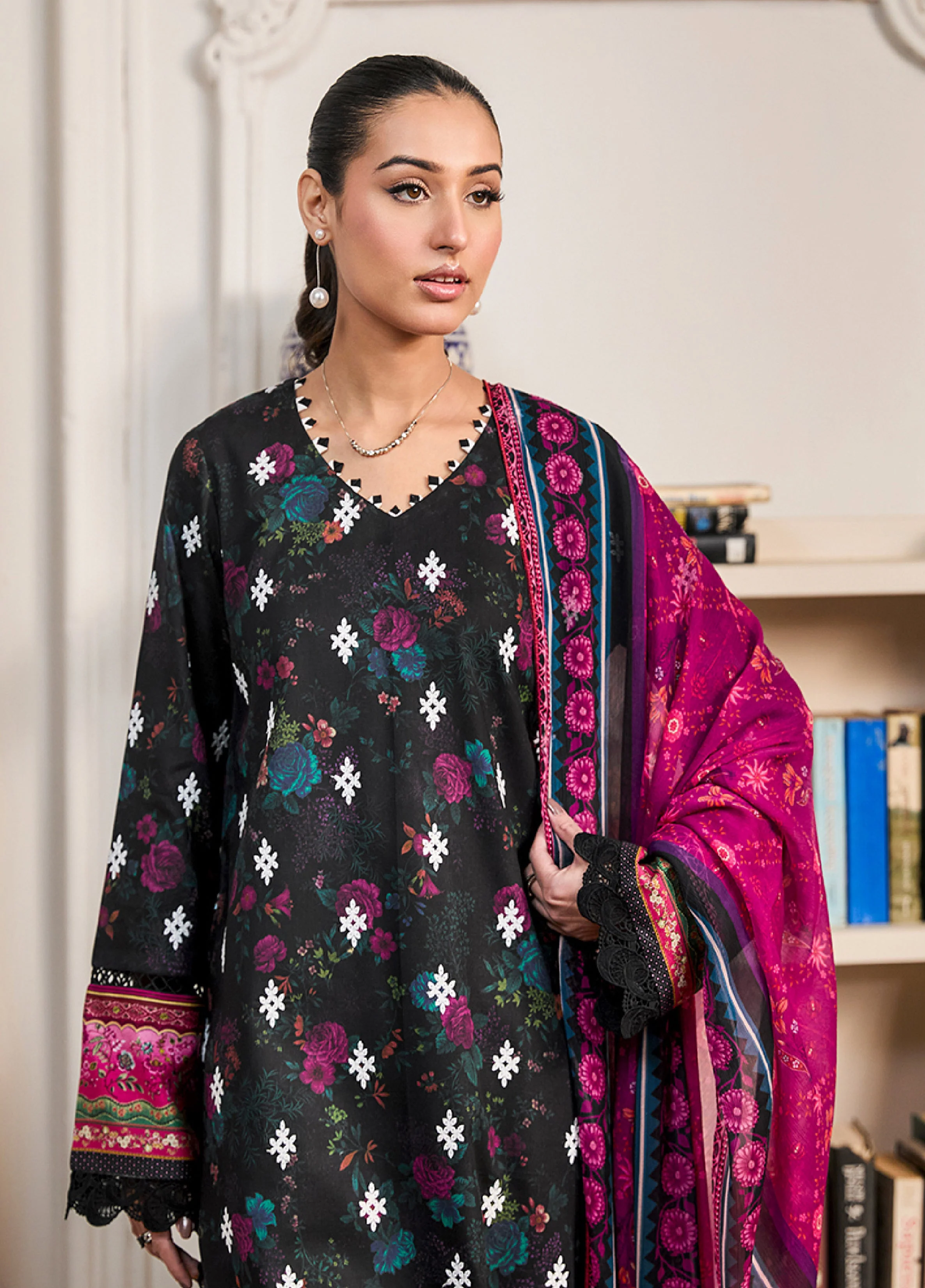 Chikenkari Print Lawn 3 Piece - Image 3