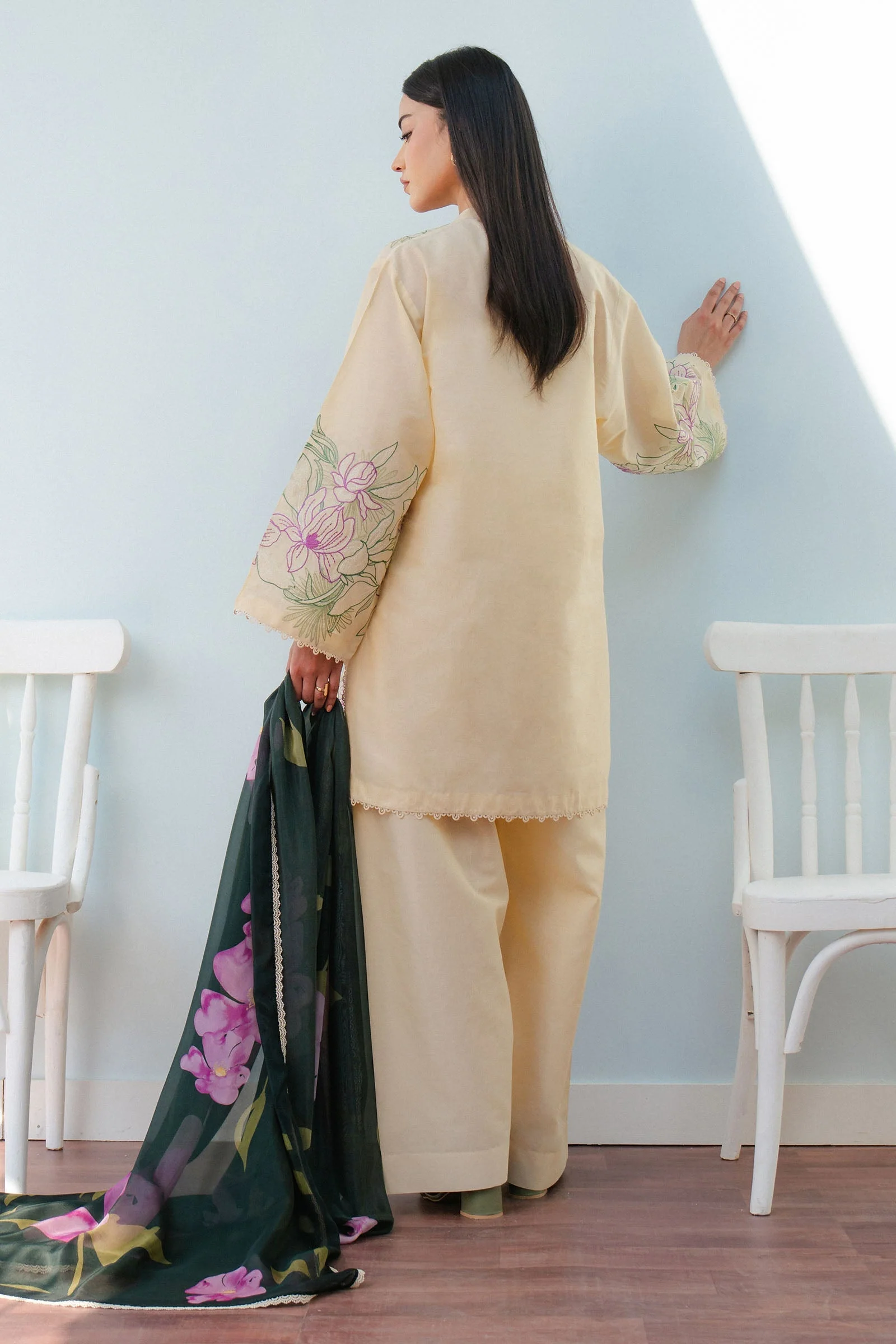 Coco Lawn - Image 2
