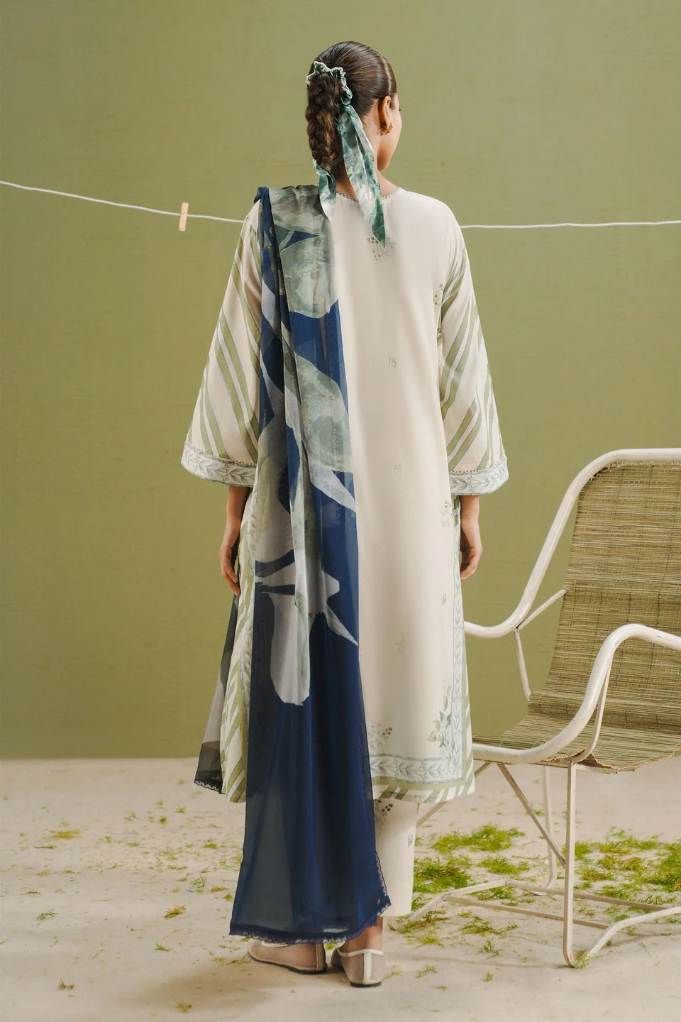 Coco Print Lawn - Image 2
