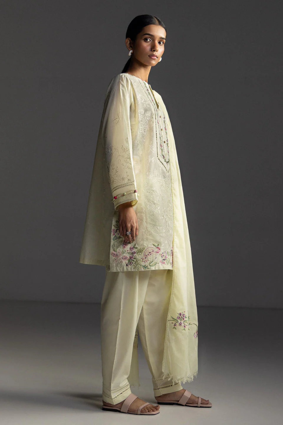 Coco Print Lawn - Image 4